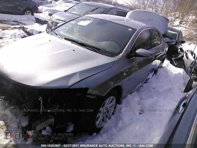 2015 Chrysler 200 - VIN: 1C3CCCABXFN502178 - Photo 2