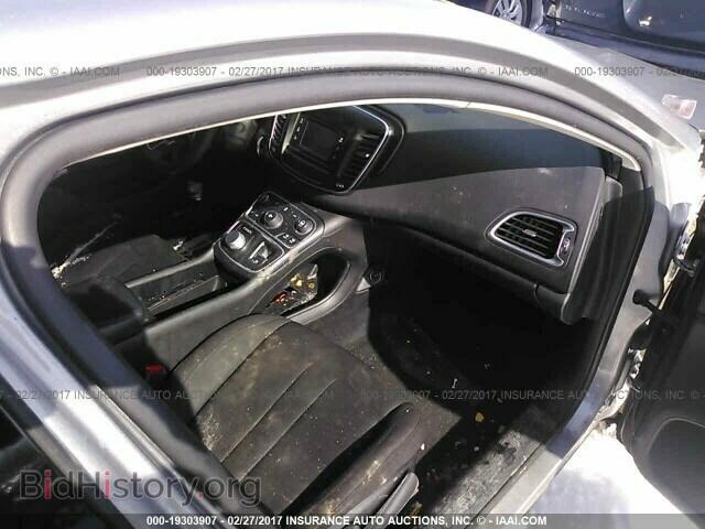 2015 Chrysler 200 - VIN: 1C3CCCABXFN502178 - Photo 5