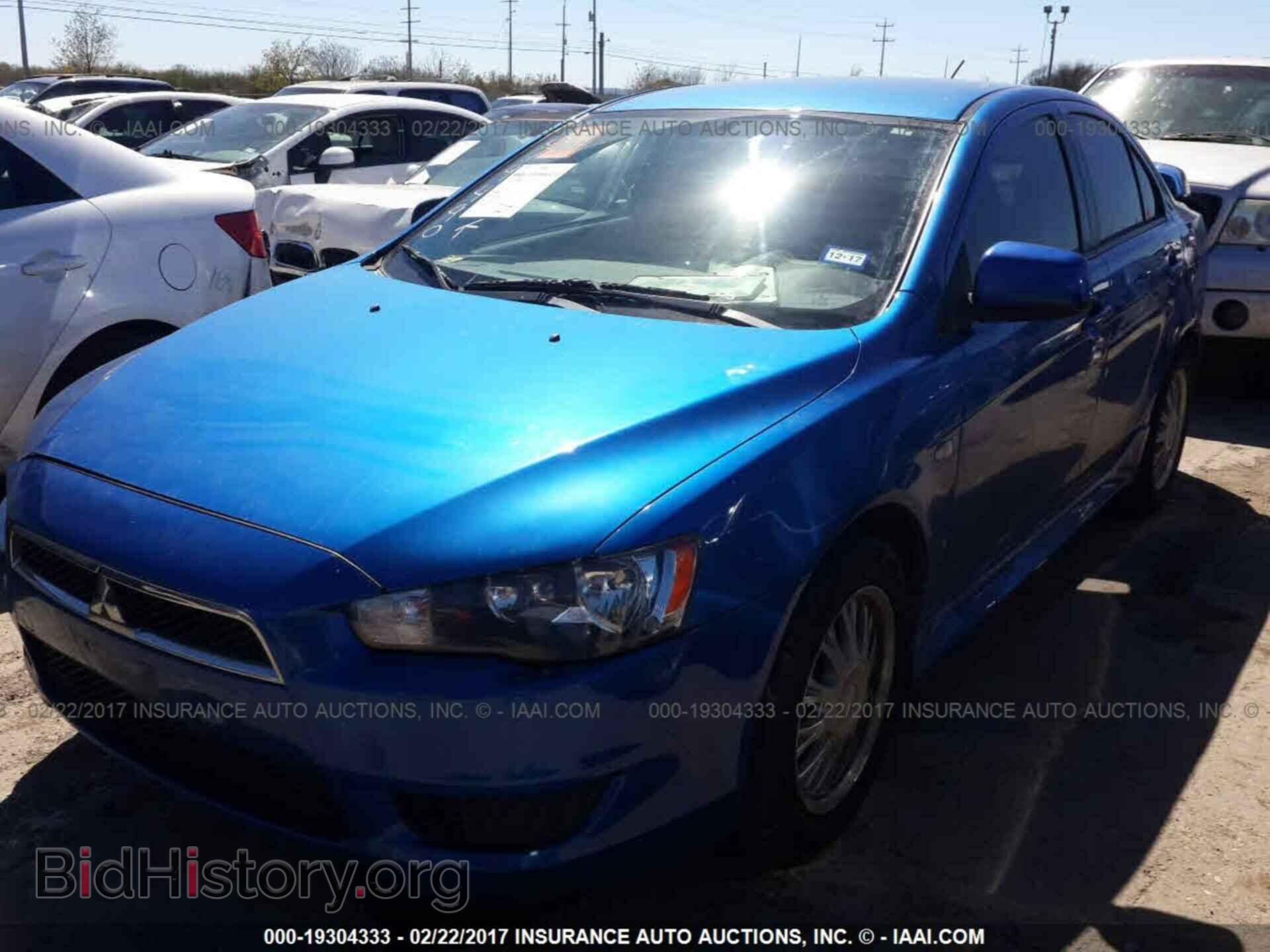 2011 Mitsubishi Lancer - VIN: JA32U2FUXBU041913 - Фото 2