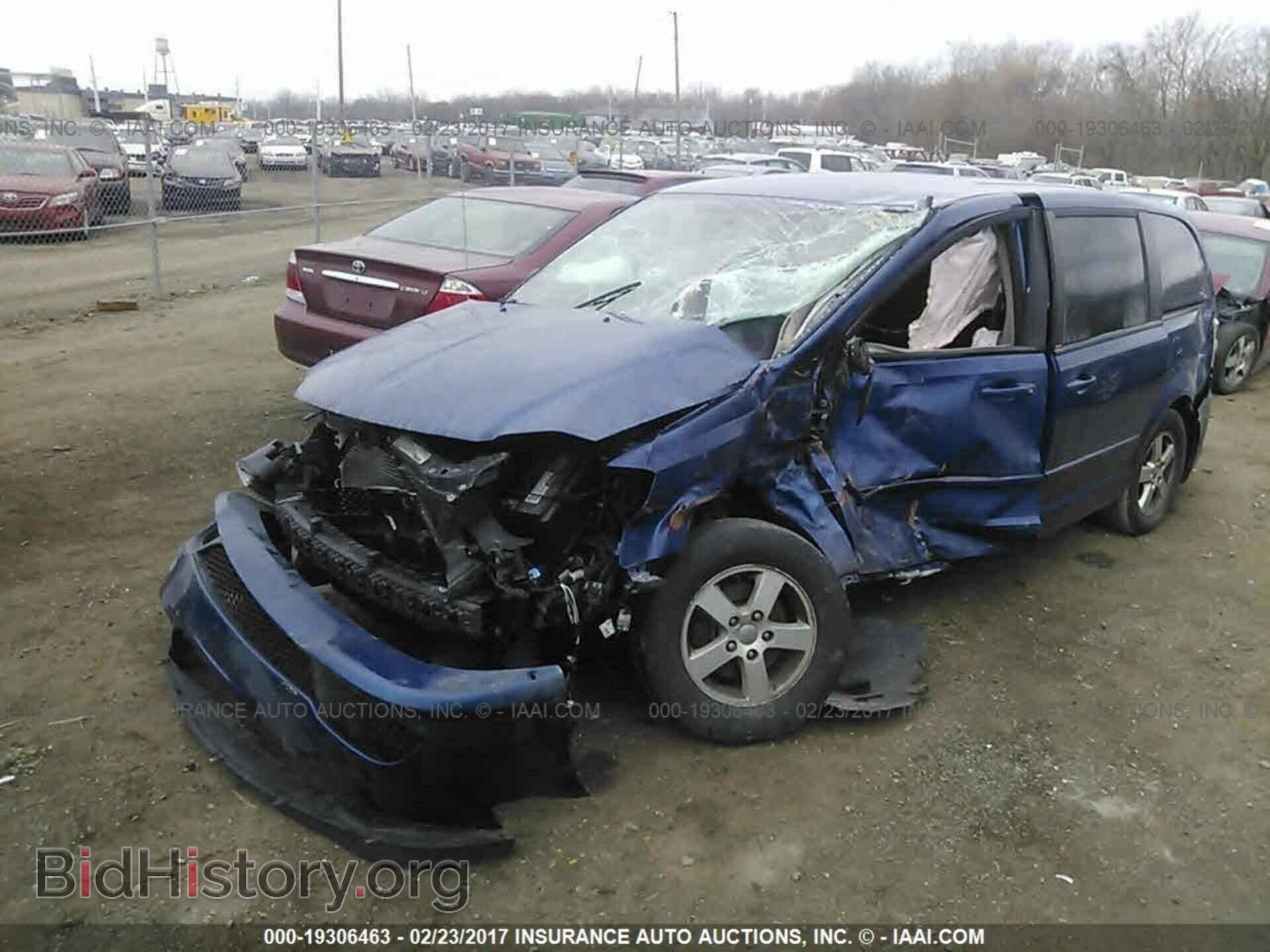 2011 Dodge Grand caravan - VIN: 2D4RN3DG0BR605777 - Фото 2
