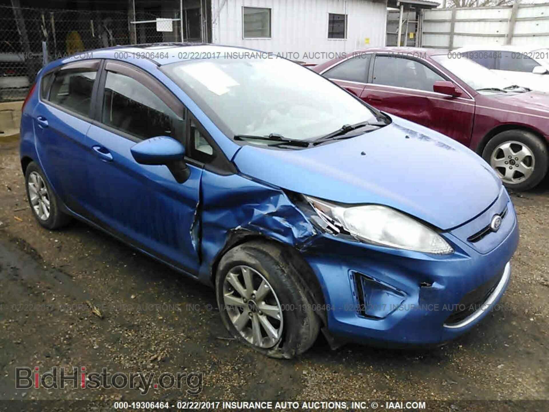 Photo 3FADP4EJ7BM129008 - Ford Fiesta 2011