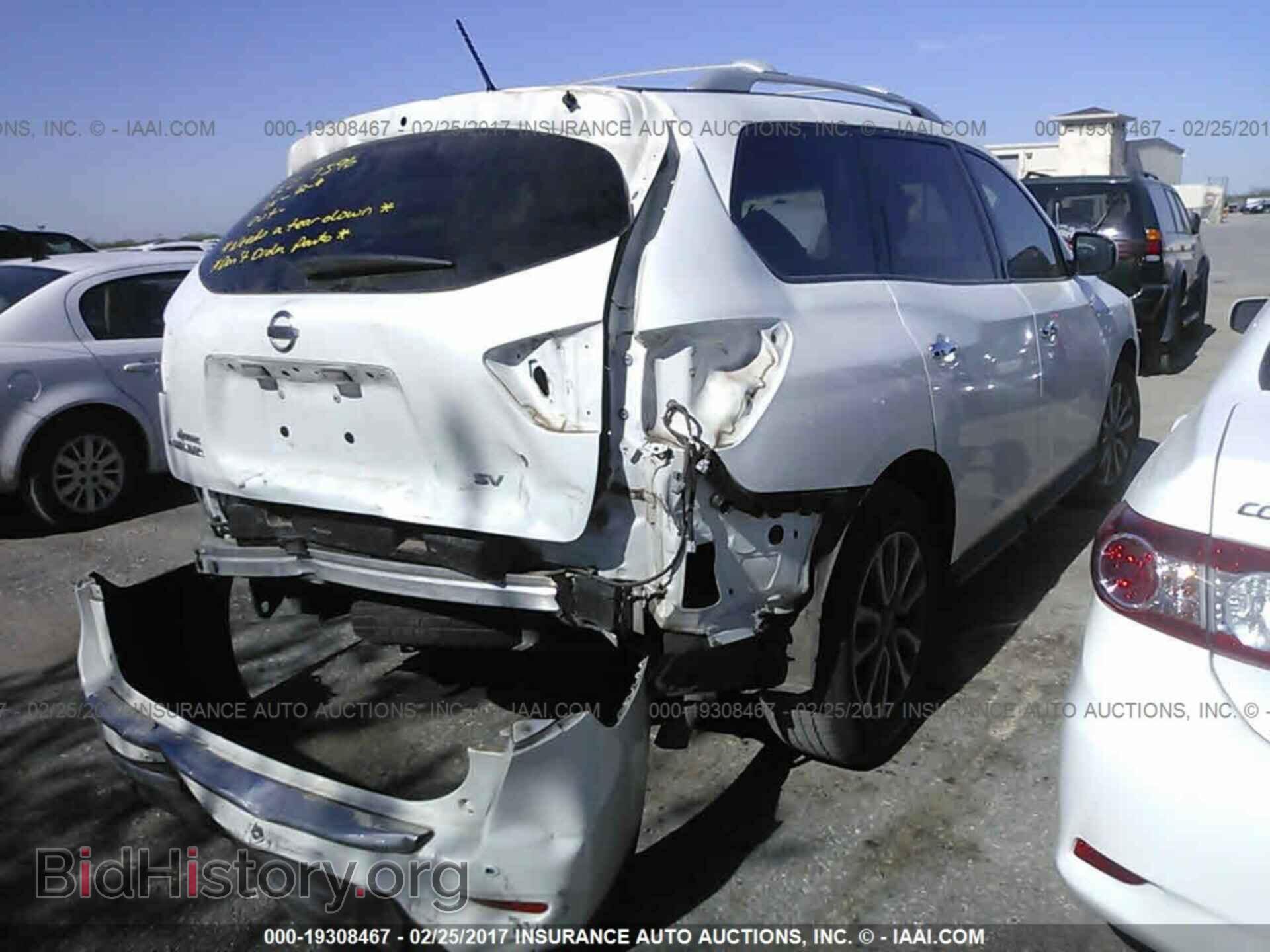 2014 Nissan Pathfinder - VIN: 5N1AR2MN3EC690209 - Фото 4