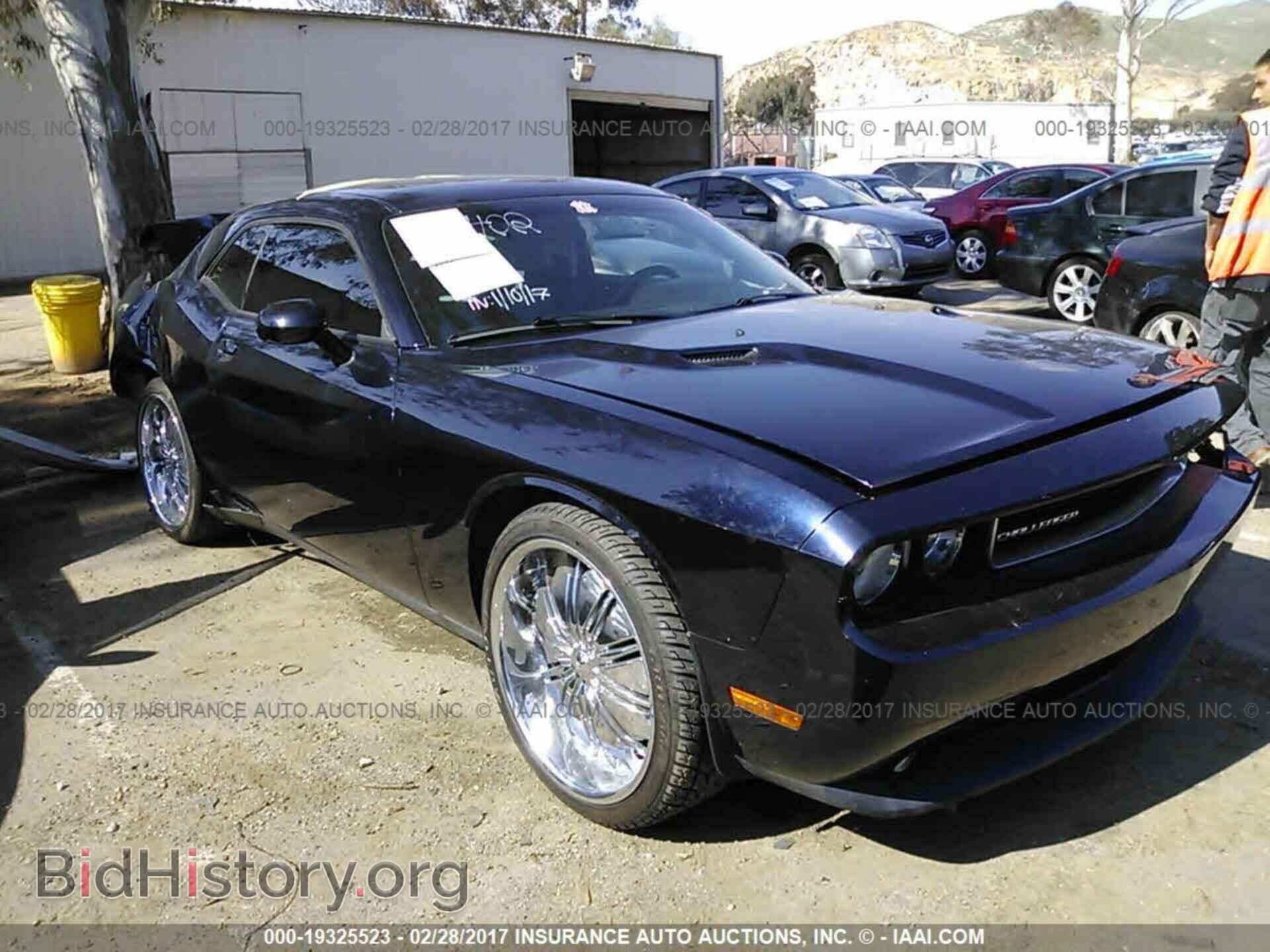 Фотография 2B3CJ4DG1BH561574 - Dodge Challenger 2011