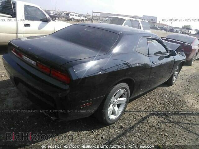 2012 Dodge Challenger - VIN: 2C3CDYAG9CH135347 - Photo 4