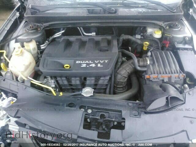 2012 Chrysler 200 - VIN: 1C3CCBAB0CN105746 - Фото 10