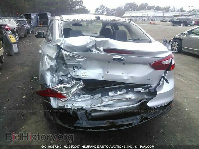 2013 Ford Focus - VIN: 1FADP3F2XDL330133 - Photo 6