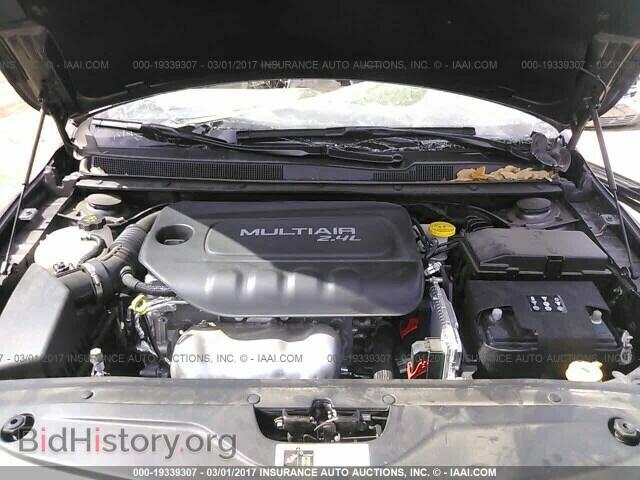2016 Chrysler 200 - VIN: 1C3CCCAB0GN192267 - Photo 10