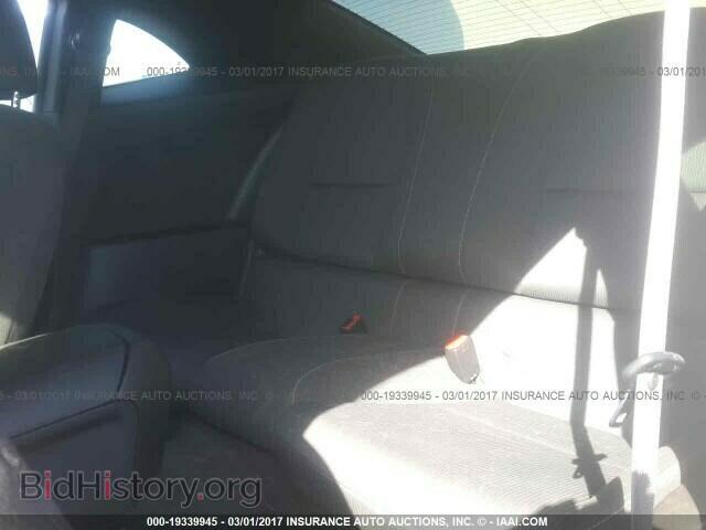 2011 Chevrolet Camaro - VIN: 2G1FB1ED0B9205017 - Фото 8
