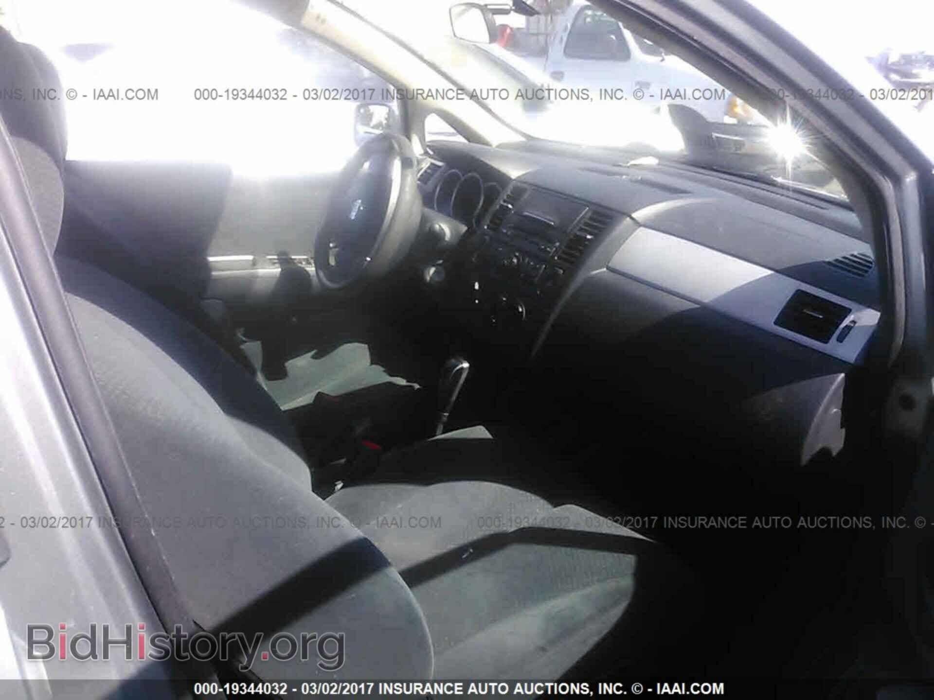 2011 Nissan Versa - VIN: 3N1BC1CP3BL496452 - Фото 5