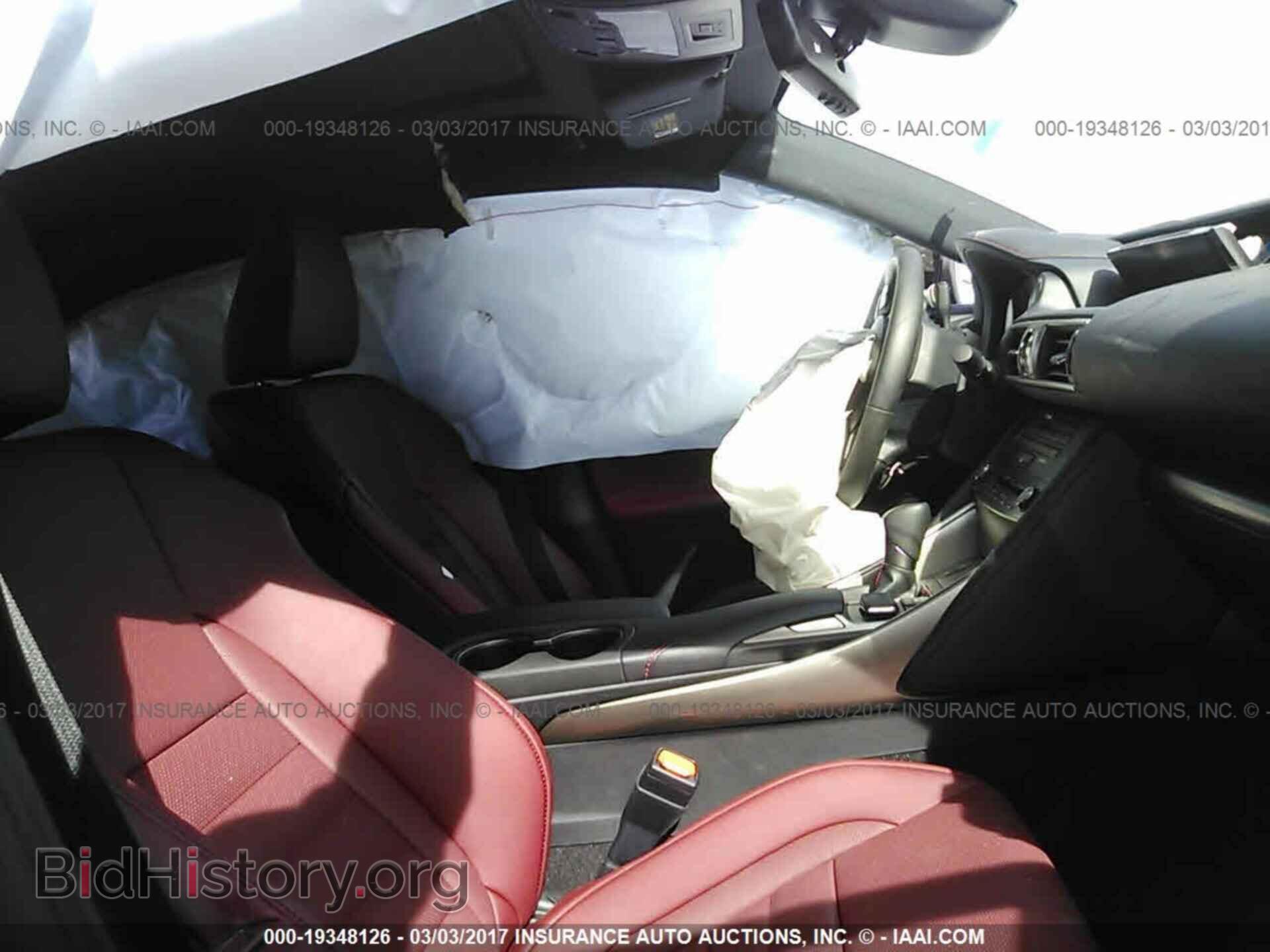 2017 Lexus Is - VIN: JTHBA1D22H5042884 - Photo 5