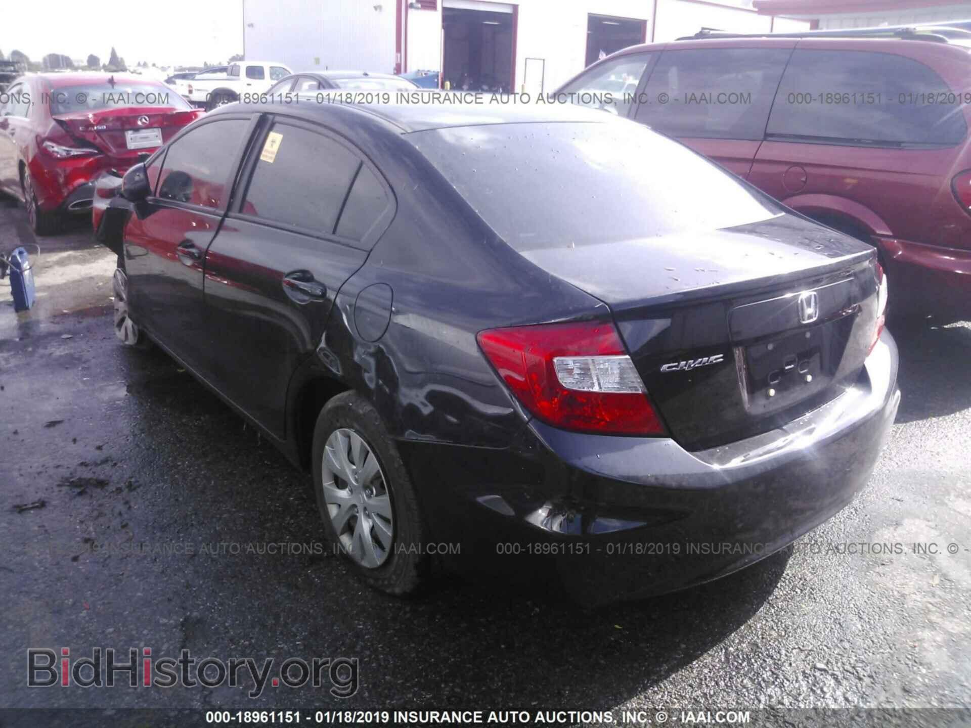 2012 HONDA CIVIC - VIN: 19XFB2F55CE388440 - Фото 3