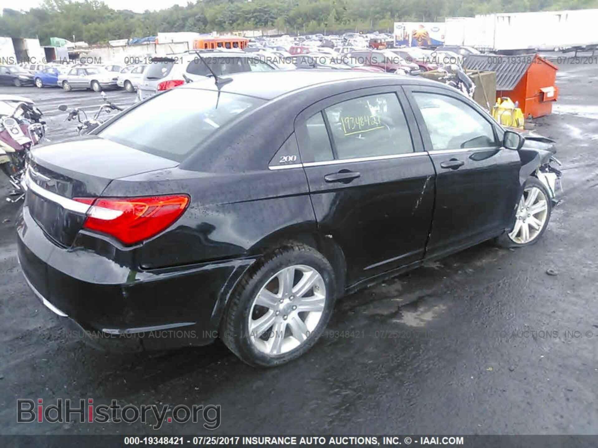 2011 CHRYSLER 200 - VIN: 1C3BC1FBXBN619889 - Фото 4