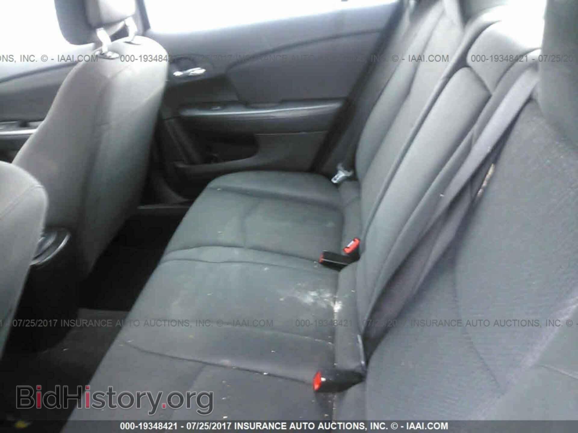 2011 CHRYSLER 200 - VIN: 1C3BC1FBXBN619889 - Фото 8