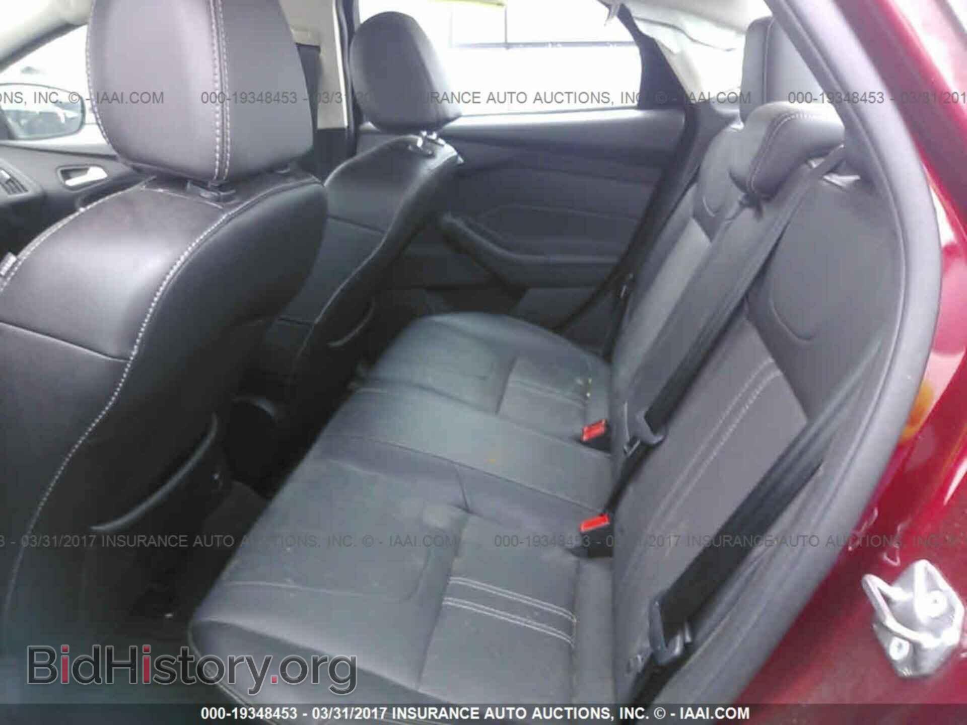 2014 Ford Focus - VIN: 1FADP3F26EL450478 - Photo 8
