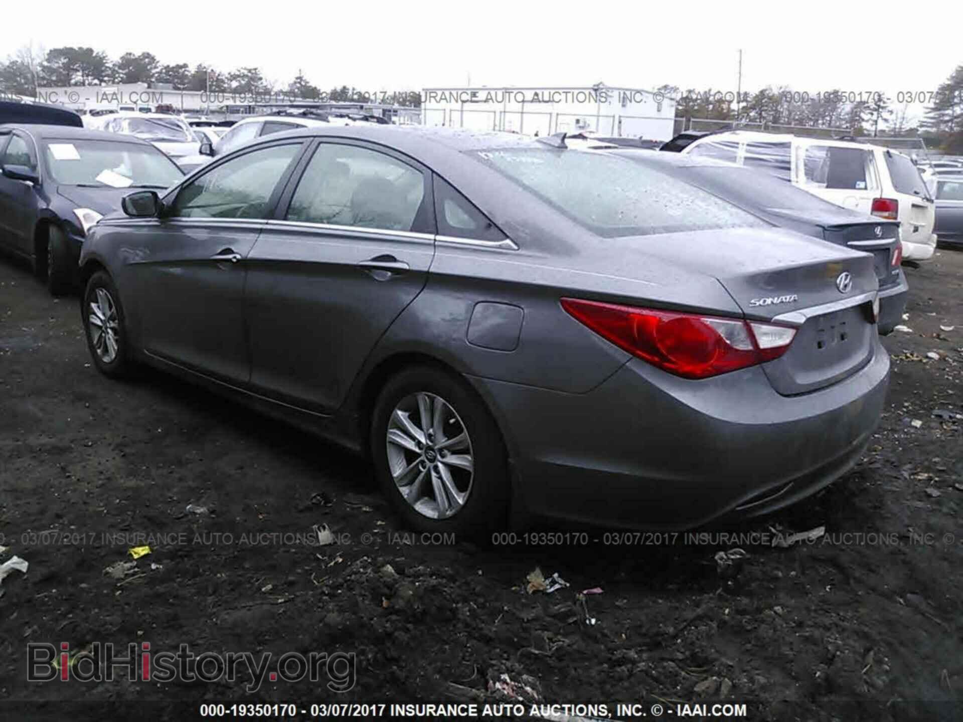 2012 Hyundai Sonata - VIN: 5NPEB4AC8CH369406 - Фото 3