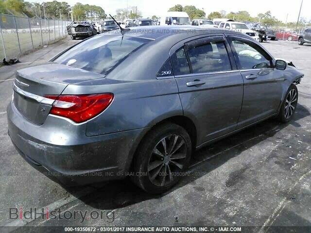 2013 Chrysler 200 - VIN: 1C3CCBBBXDN525157 - Фото 4