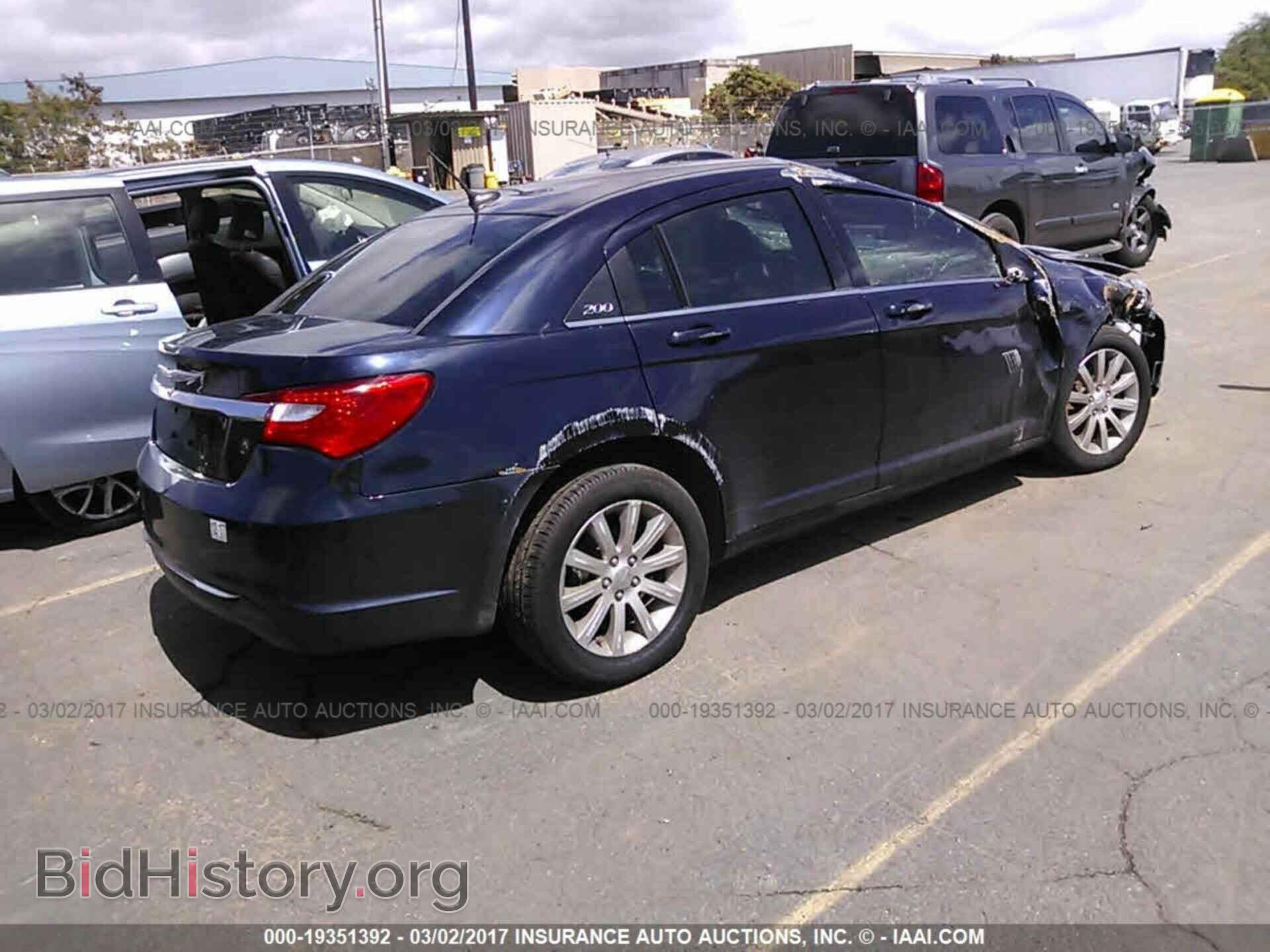 2012 Chrysler 200 - VIN: 1C3CCBBB1CN143100 - Фото 4