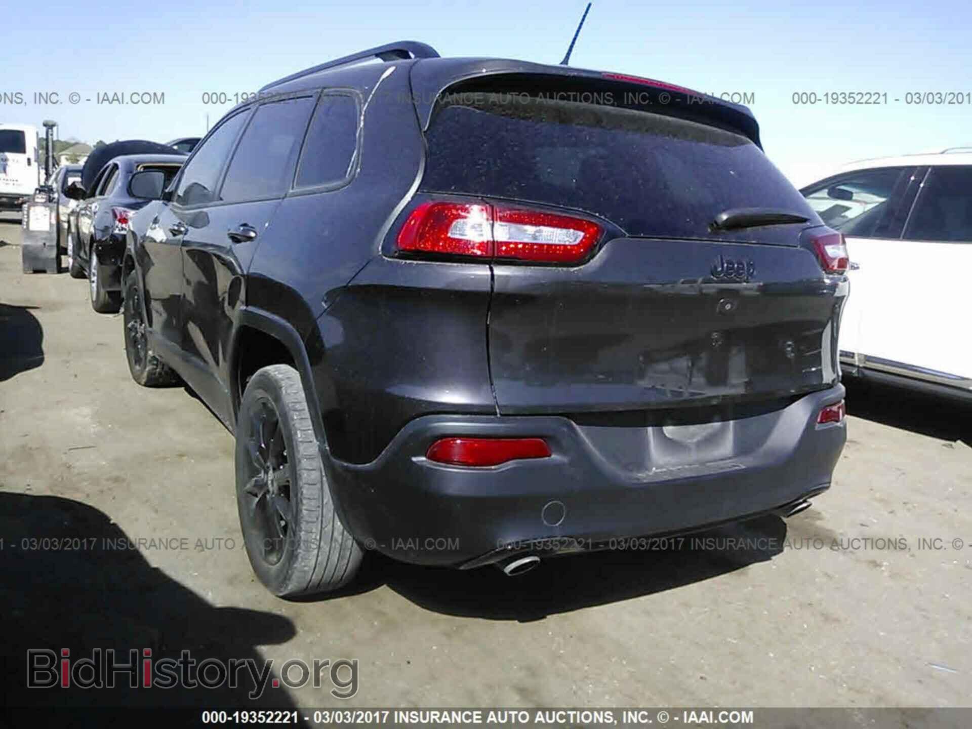 2014 Jeep Cherokee - VIN: 1C4PJLCS7EW313836 - Фото 3