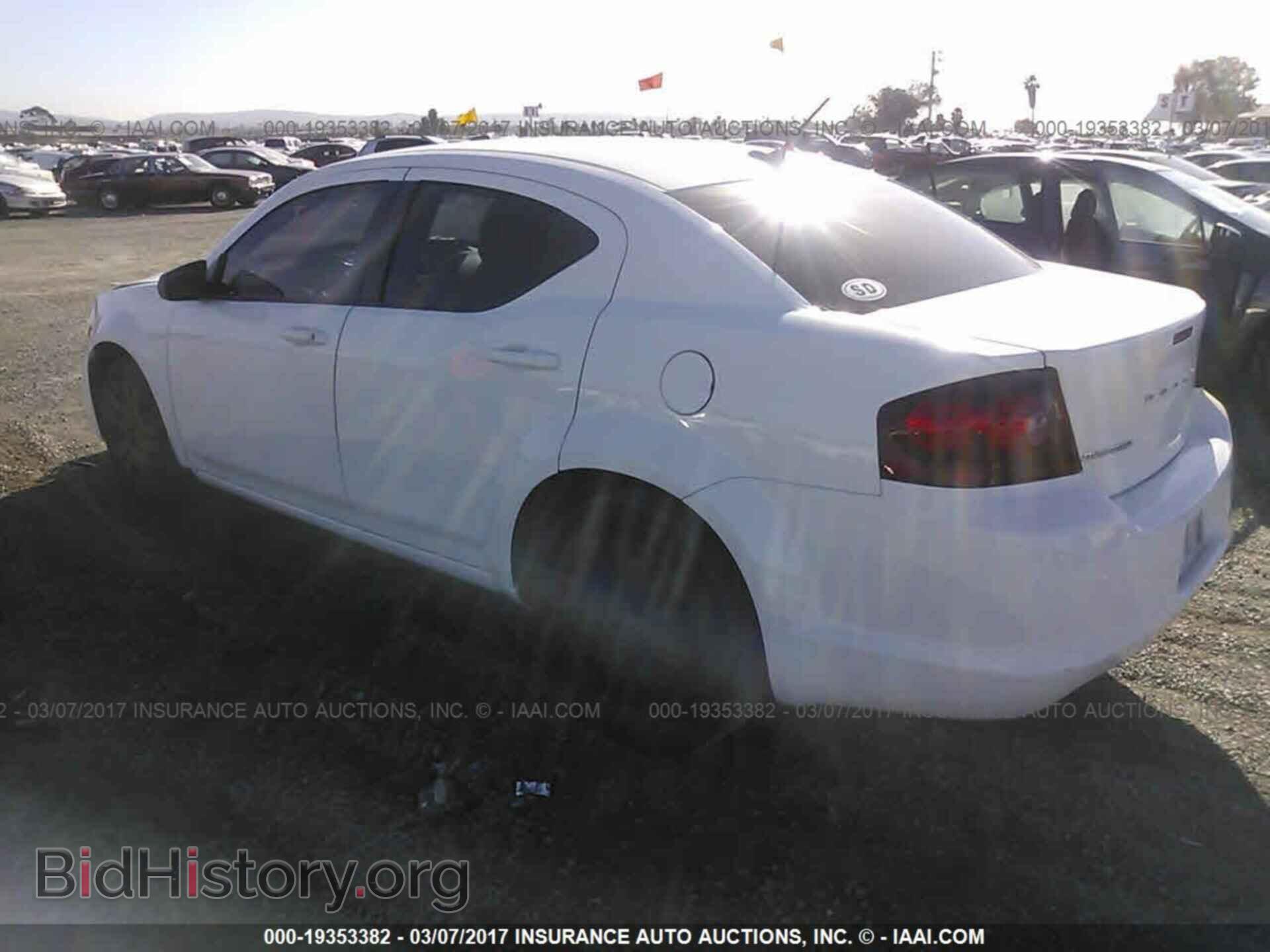 2012 Dodge Avenger - VIN: 1C3CDZAB4CN111720 - Photo 3