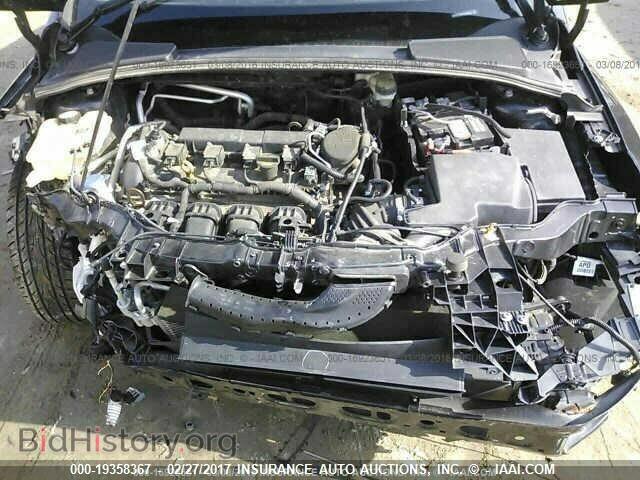 2012 Ford Focus - VIN: 1FAHP3K22CL359762 - Photo 2