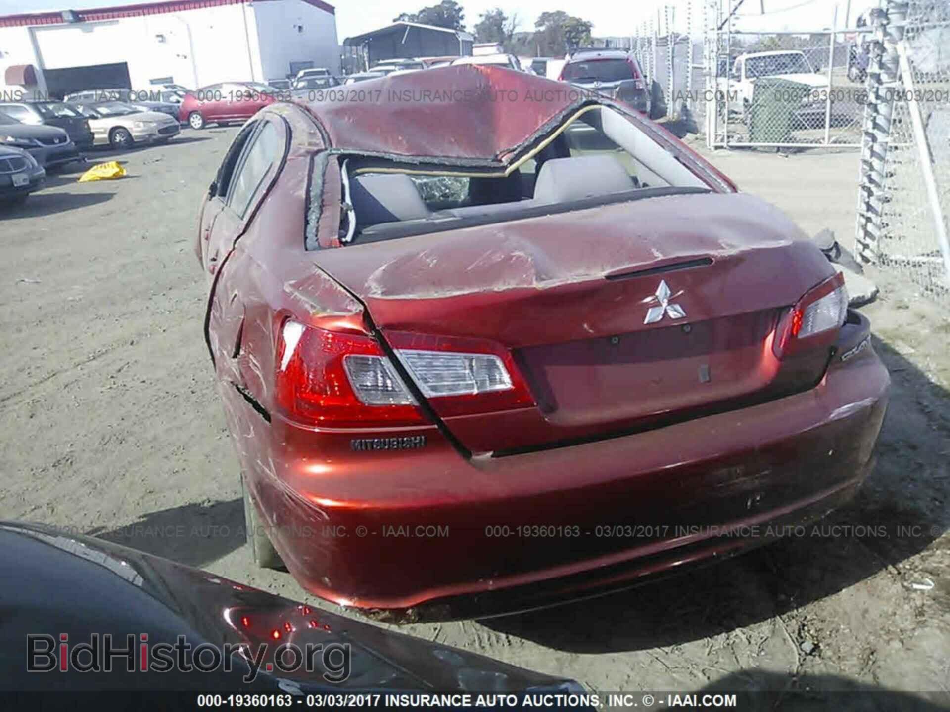 2011 Mitsubishi Galant - VIN: 4A32B2FF0BE023937 - Фото 3