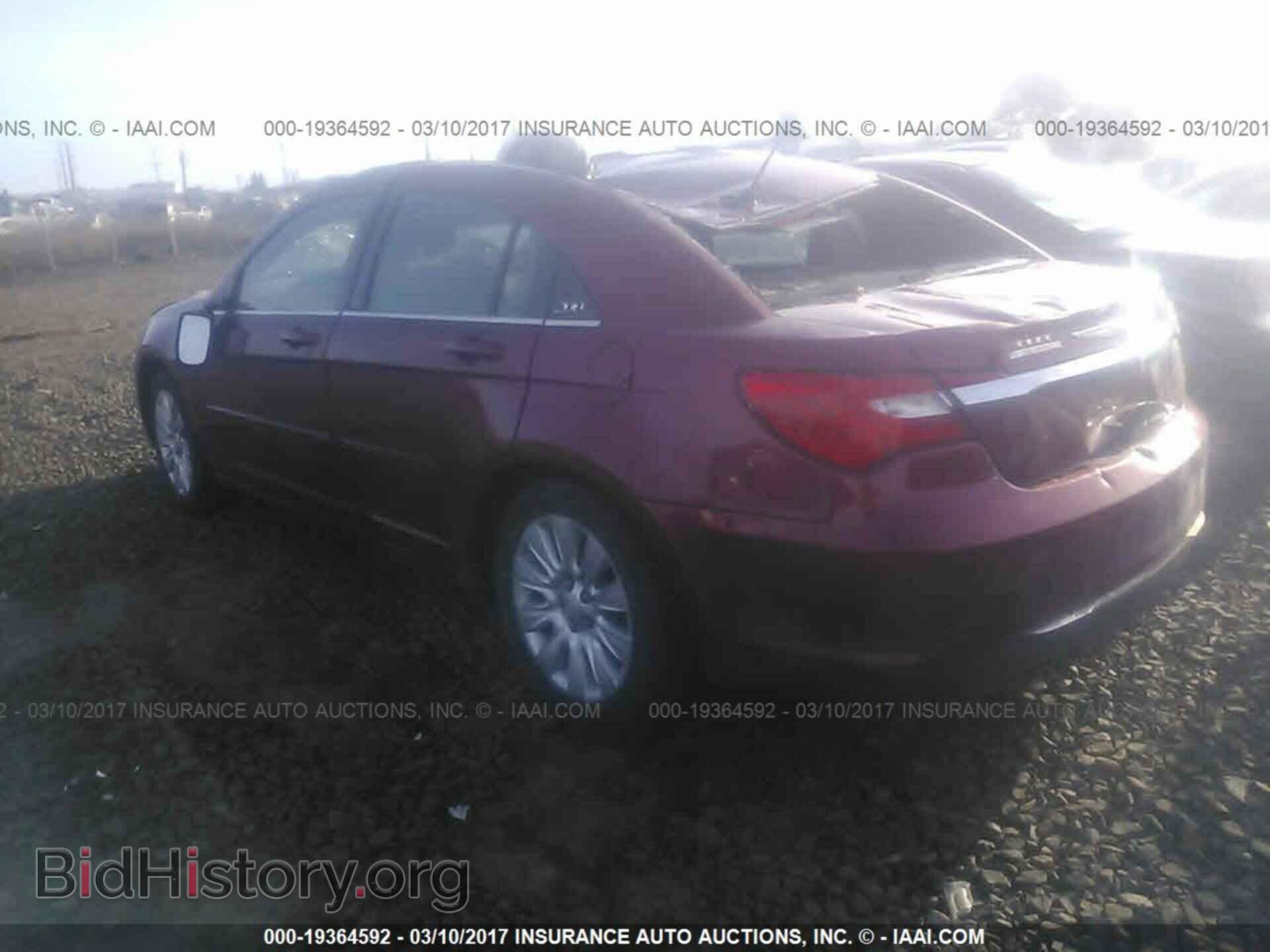 2013 Chrysler 200 - VIN: 1C3CCBAB0DN568648 - Фото 3