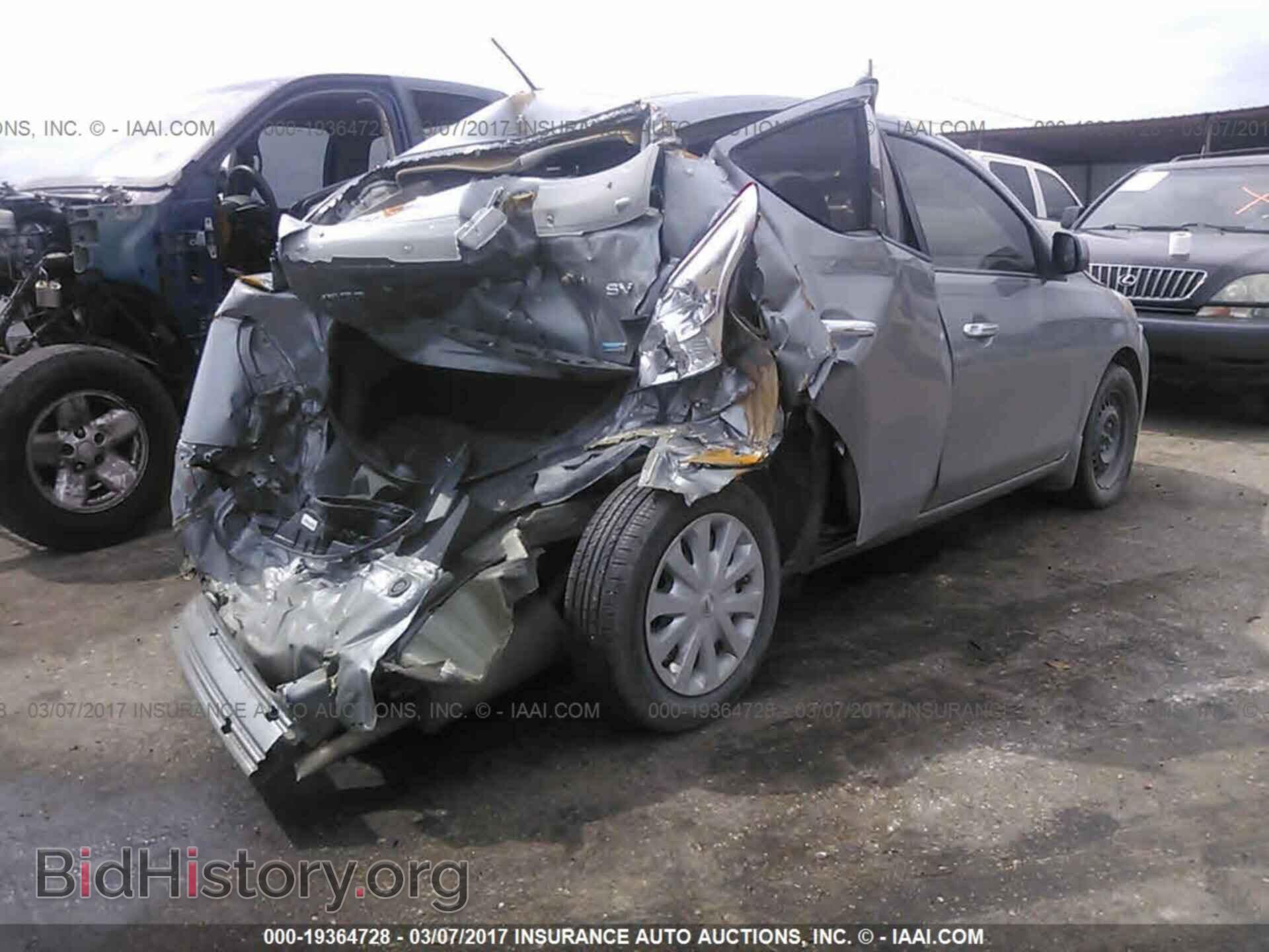 2014 Nissan Versa - VIN: 3N1CN7AP4EL803796 - Photo 4