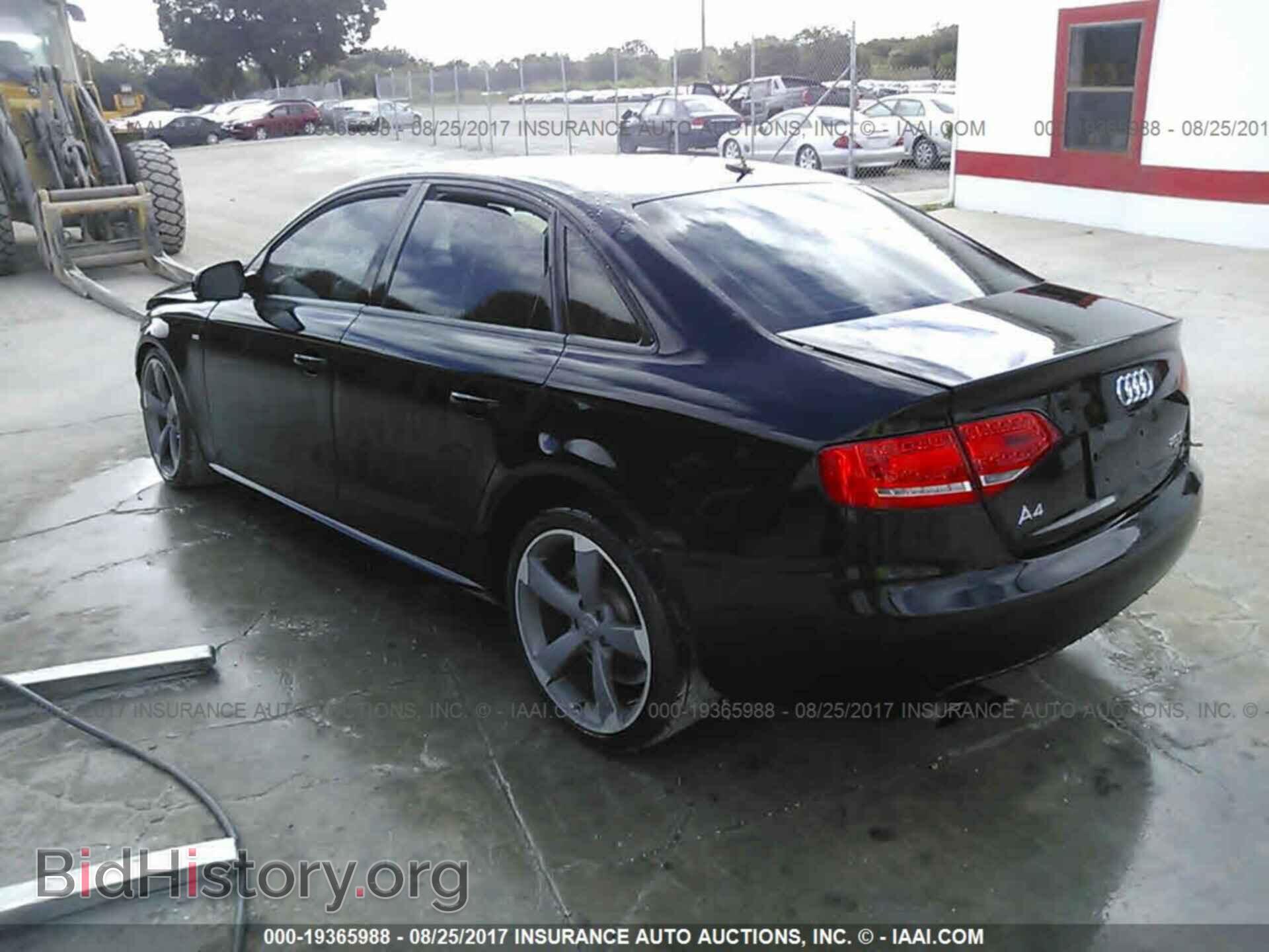 2012 Audi A4 - VIN: WAUKFAFL2CA065376 - Фото 3