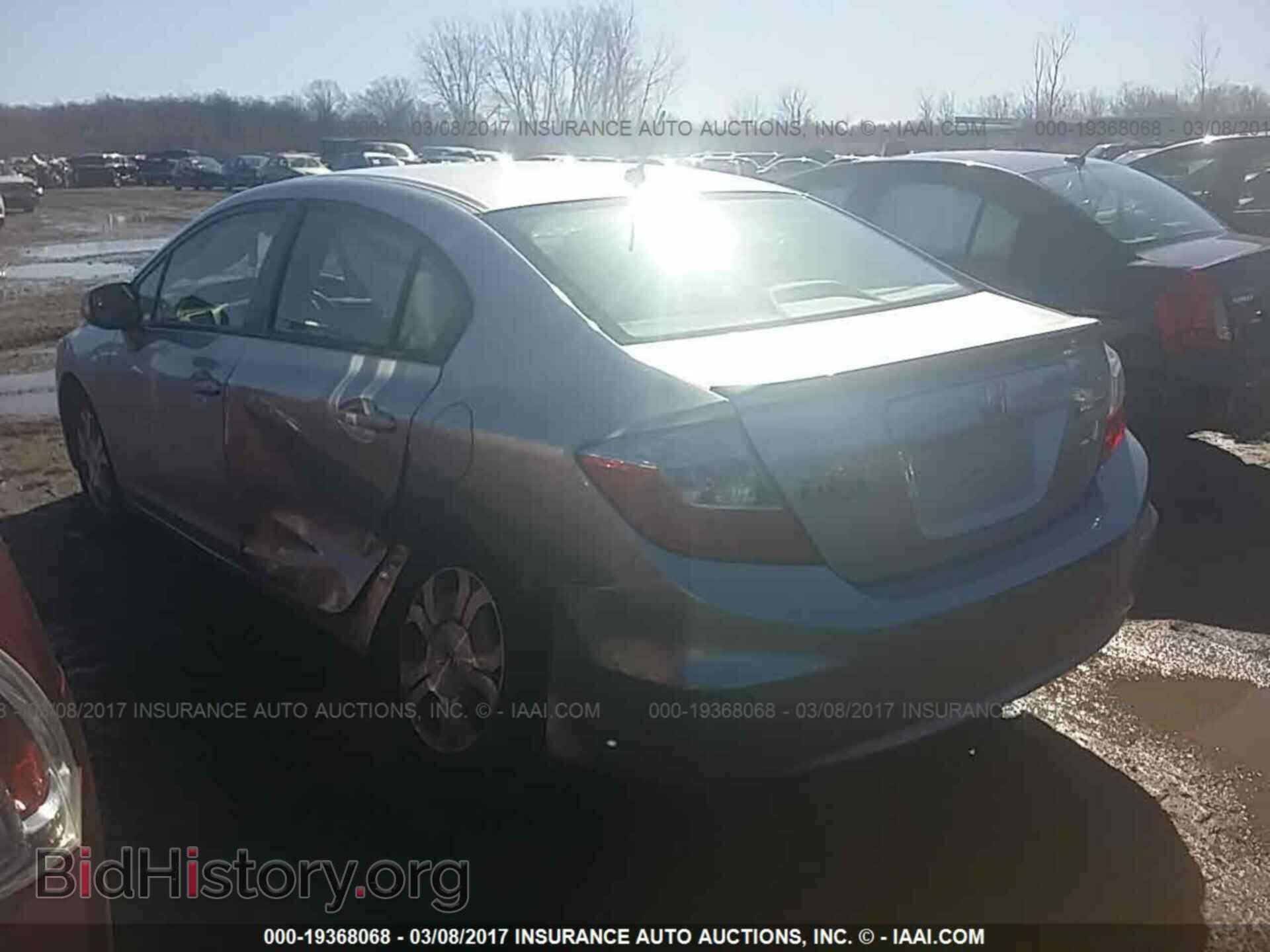 2012 Honda Civic - VIN: JHMFB4F26CS005098 - Photo 3