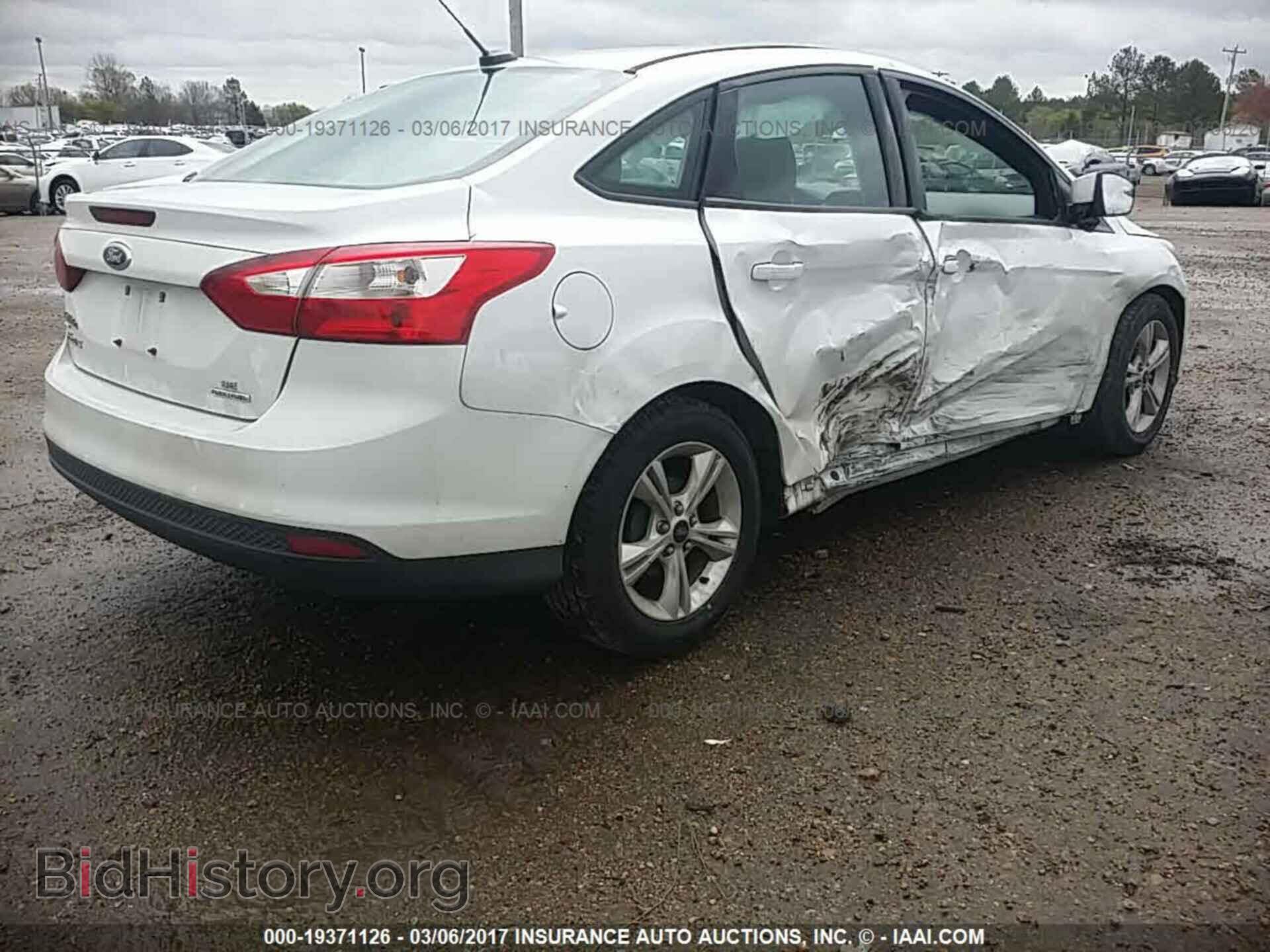 2014 Ford Focus - VIN: 1FADP3F23EL351245 - Фото 4