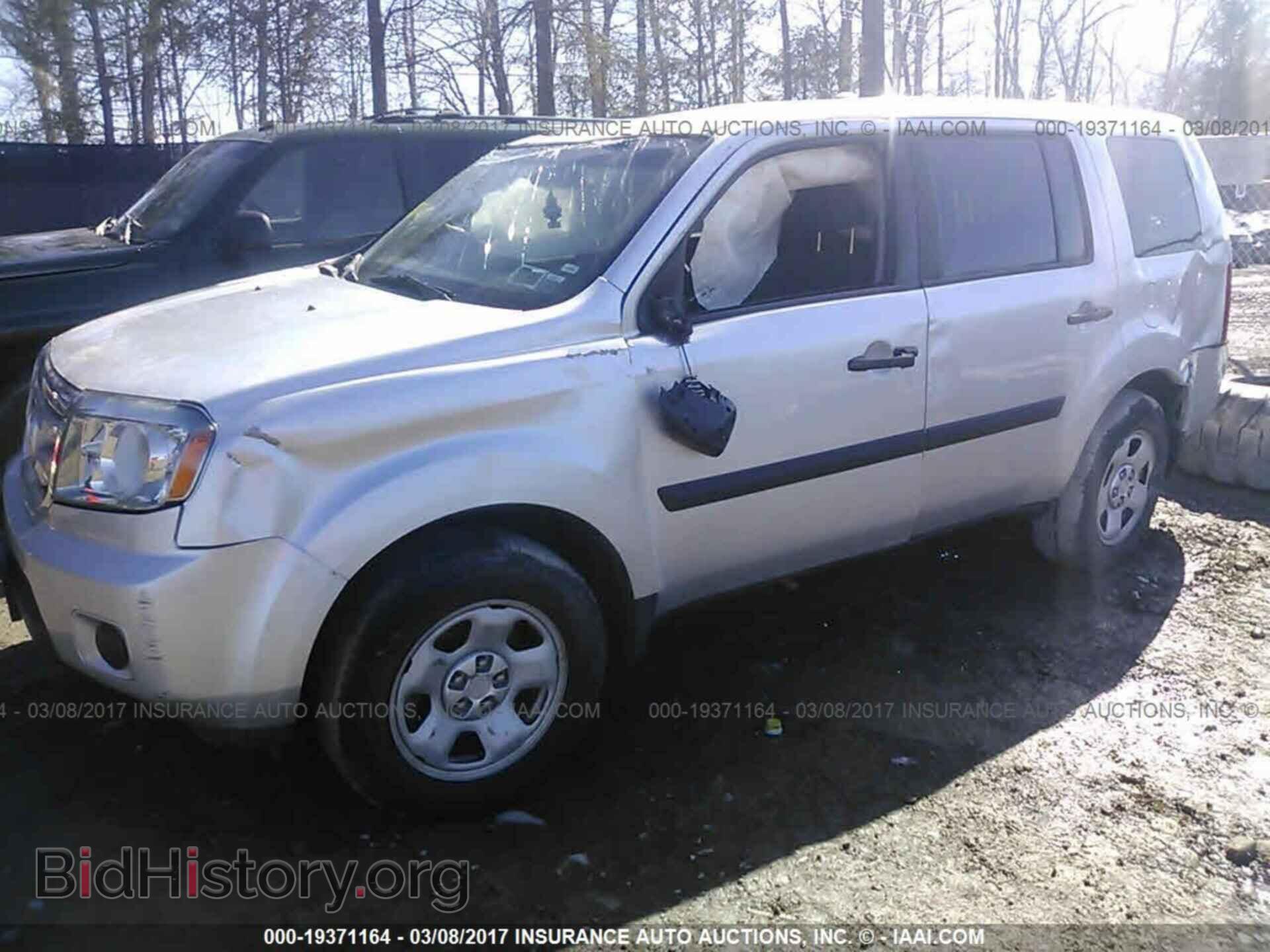 2011 Honda Pilot - VIN: 5FNYF4H26BB021440 - Фото 2