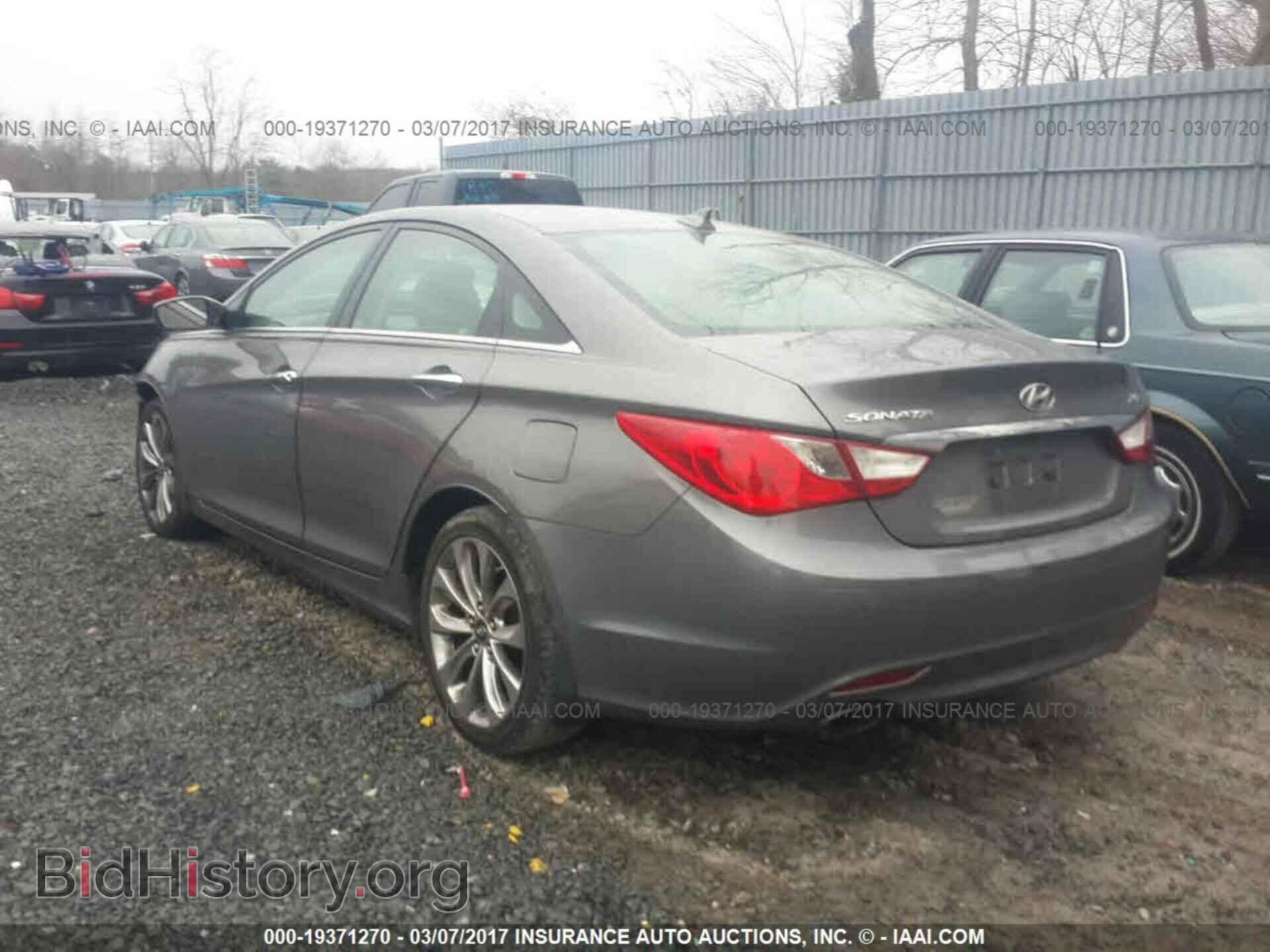 2012 Hyundai Sonata - VIN: 5NPEC4AB3CH422047 - Фото 3