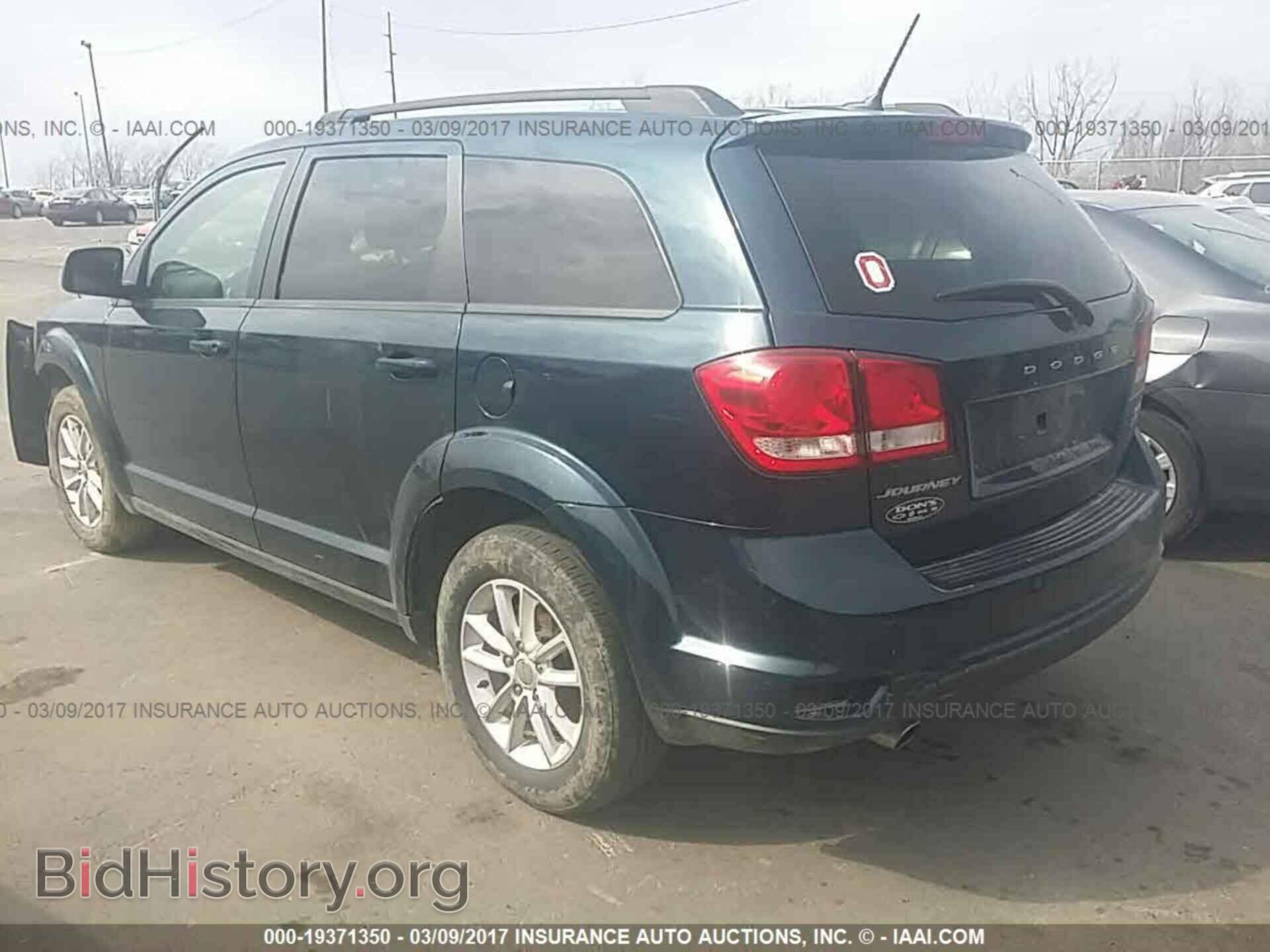 2015 Dodge Journey - VIN: 3C4PDCBG1FT722636 - Photo 3