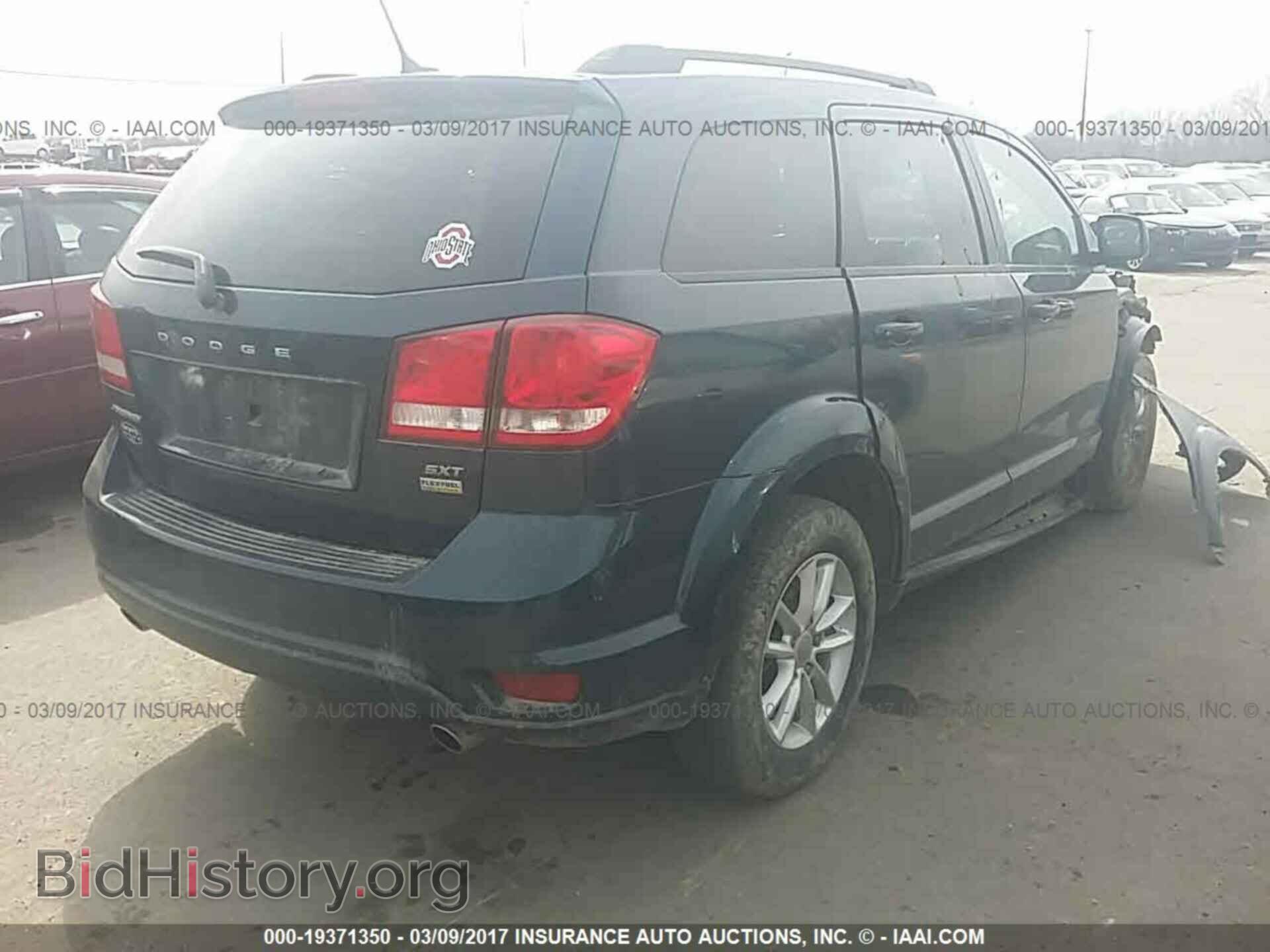 2015 Dodge Journey - VIN: 3C4PDCBG1FT722636 - Photo 4