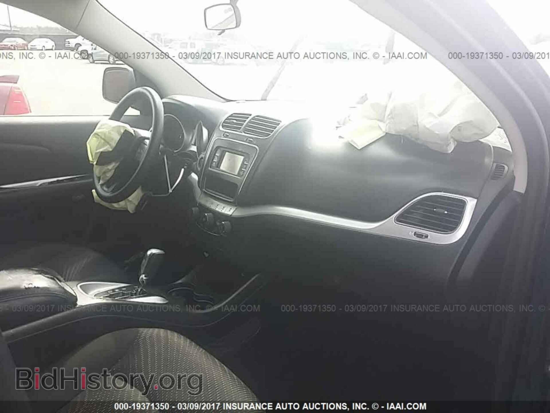 2015 Dodge Journey - VIN: 3C4PDCBG1FT722636 - Photo 5