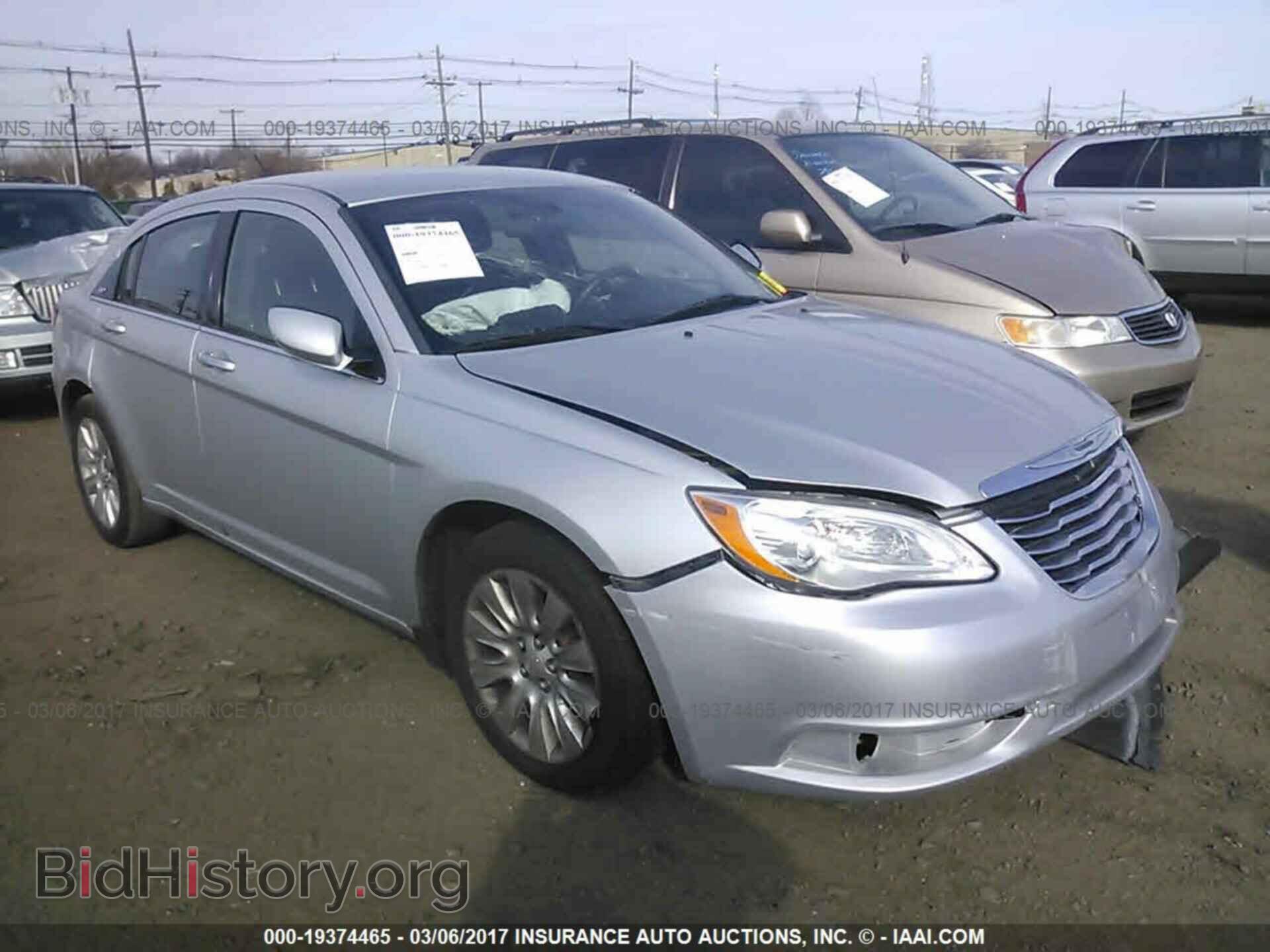 Фотография 1C3CCBAB4CN320336 - Chrysler 200 2012