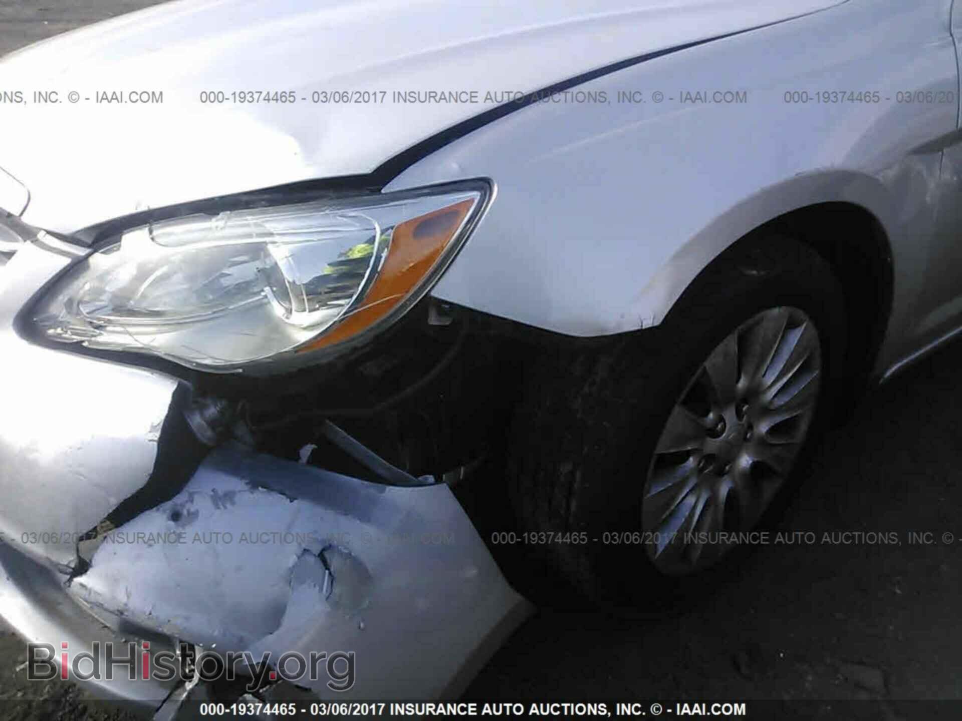 2012 Chrysler 200 - VIN: 1C3CCBAB4CN320336 - Photo 6