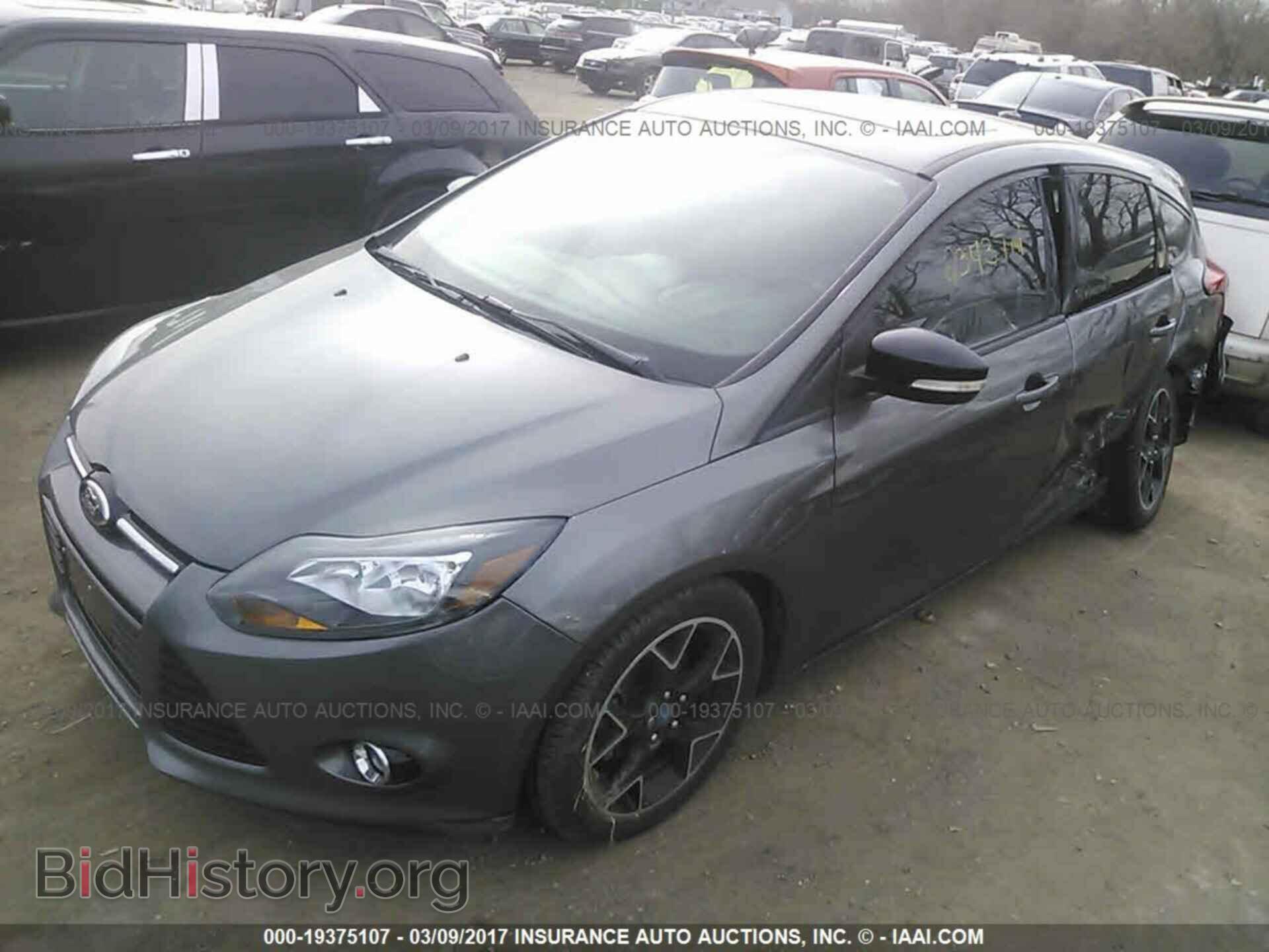 2013 Ford Focus - VIN: 1FADP3K20DL242780 - Photo 2