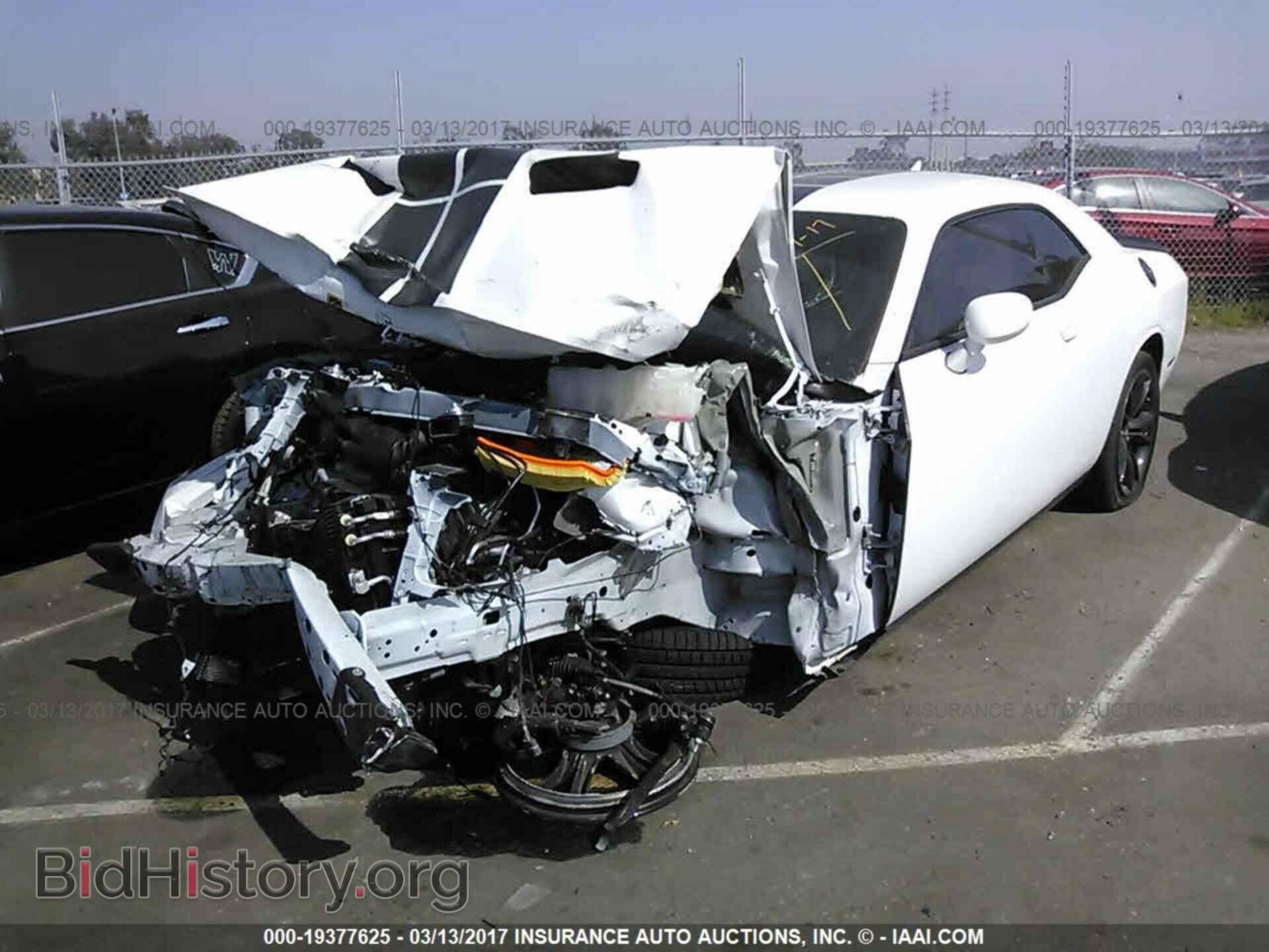 2017 Dodge Challenger - VIN: 2C3CDZBT8HH540852 - Фото 2
