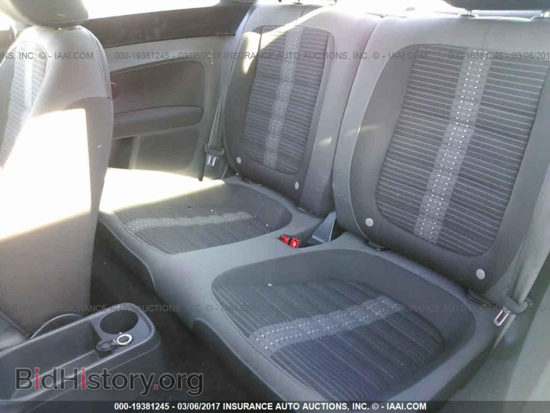 2012 Volkswagen Beetle - VIN: 3VW467AT6CM643324 - Фото 8