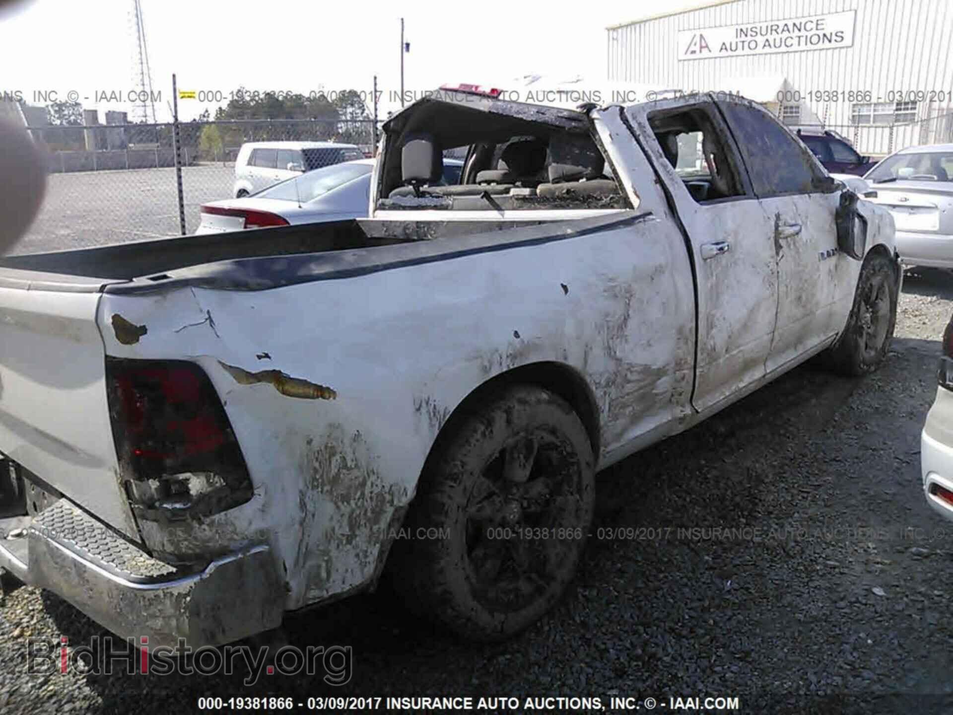 2012 Dodge Ram 1500 - VIN: 1C6RD6GT1CS110148 - Фото 4