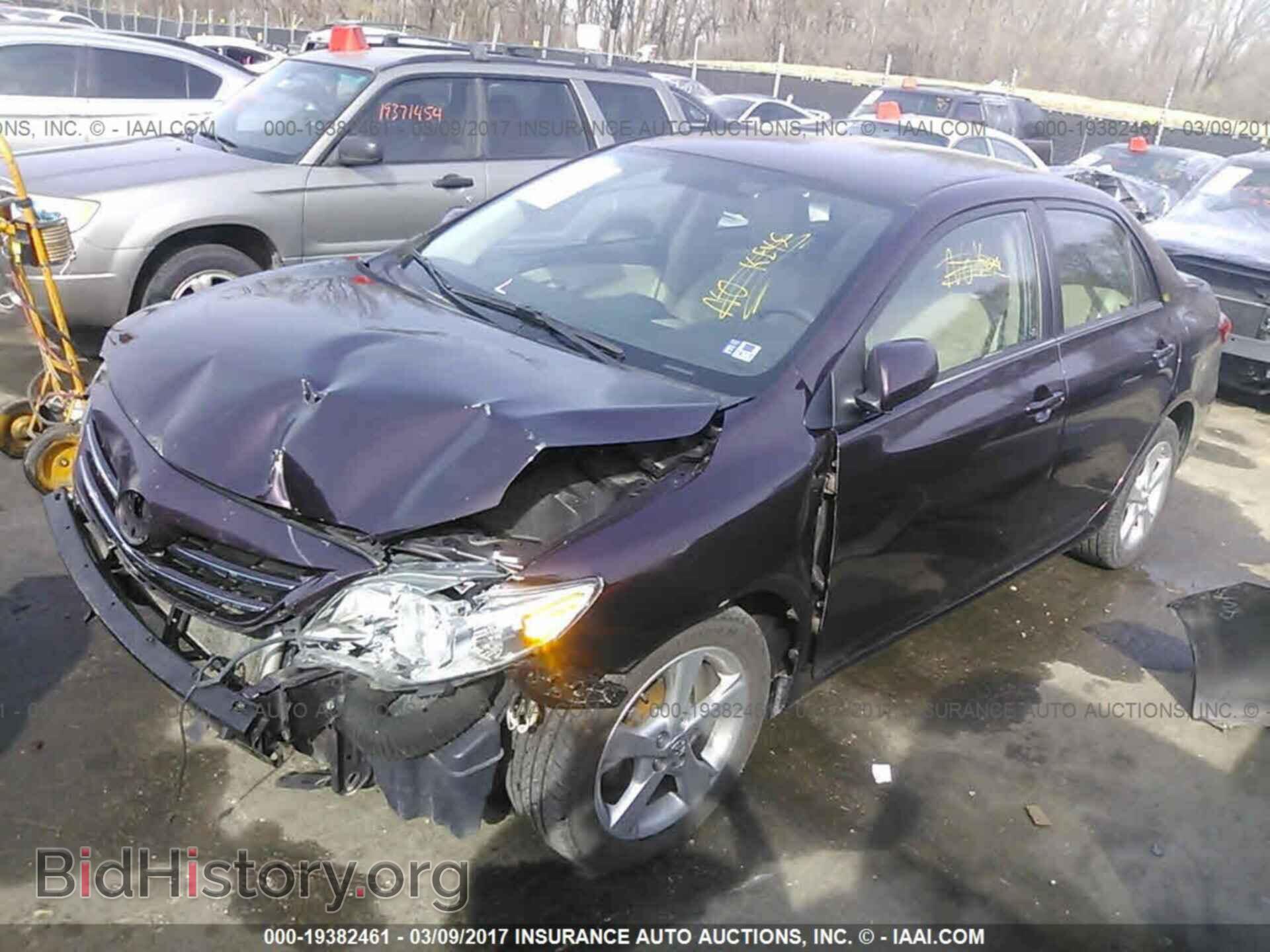 2013 Toyota Corolla - VIN: 2T1BU4EE0DC086186 - Фото 2