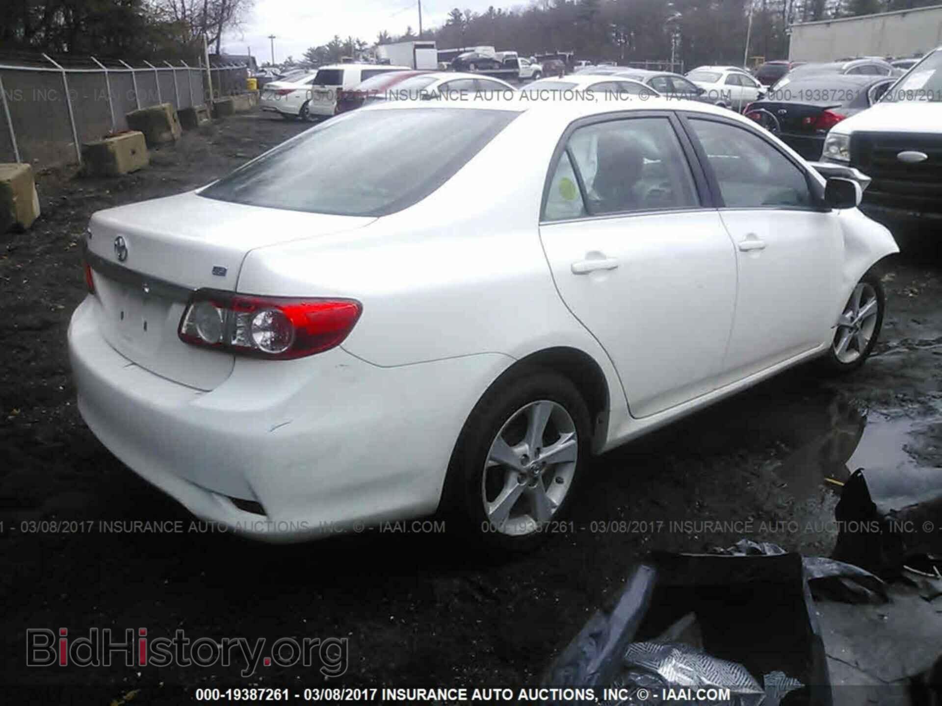 2013 Toyota Corolla - VIN: 2T1BU4EE3DC972177 - Фото 4