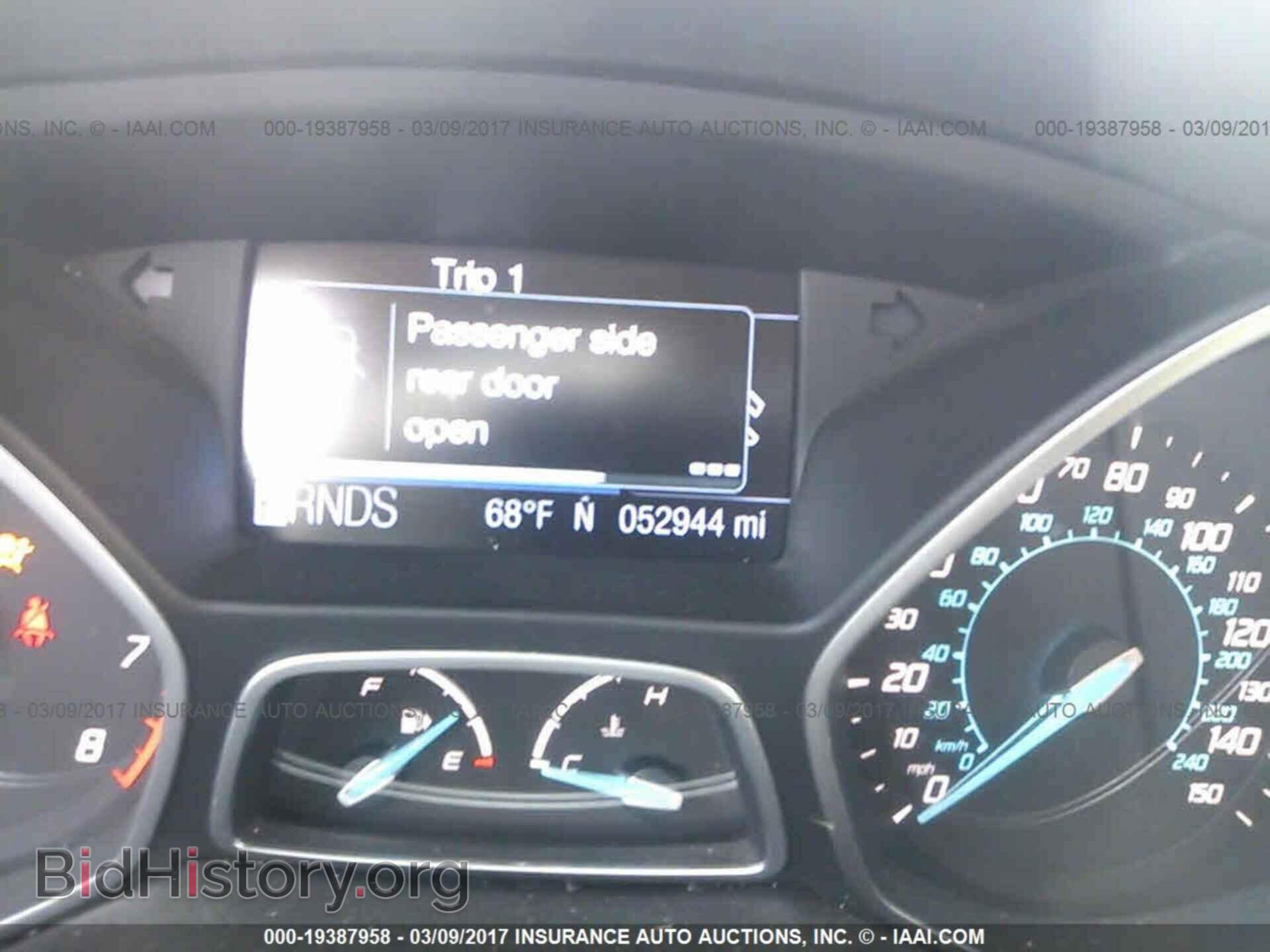 2012 Ford Focus - VIN: 1FAHP3H24CL450829 - Photo 7