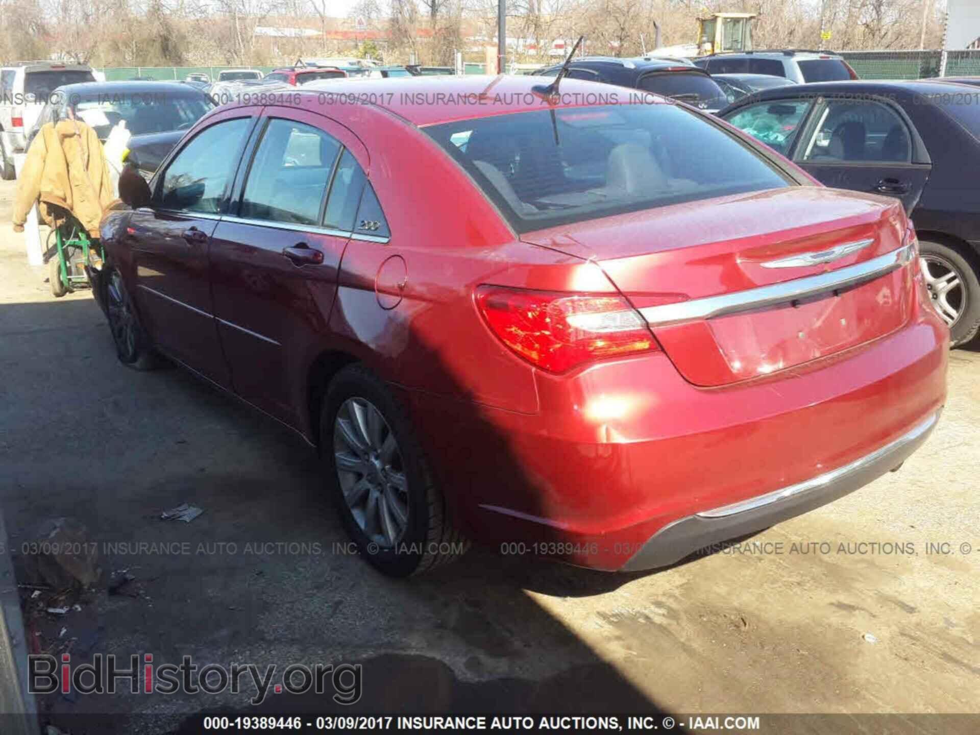 2013 Chrysler 200 - VIN: 1C3CCBBB6DN714534 - Фото 3
