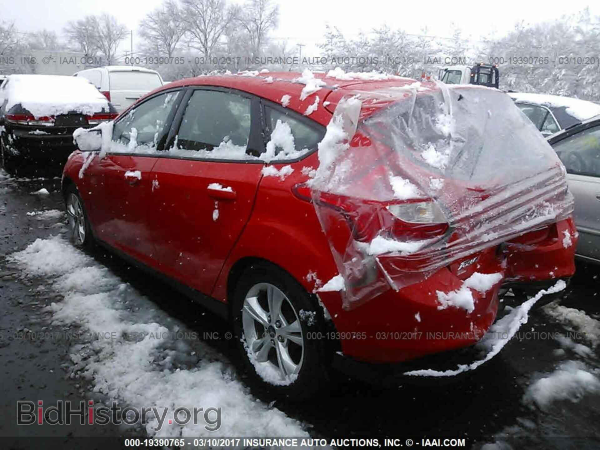 2014 Ford Focus - VIN: 1FADP3K27EL265412 - Photo 3