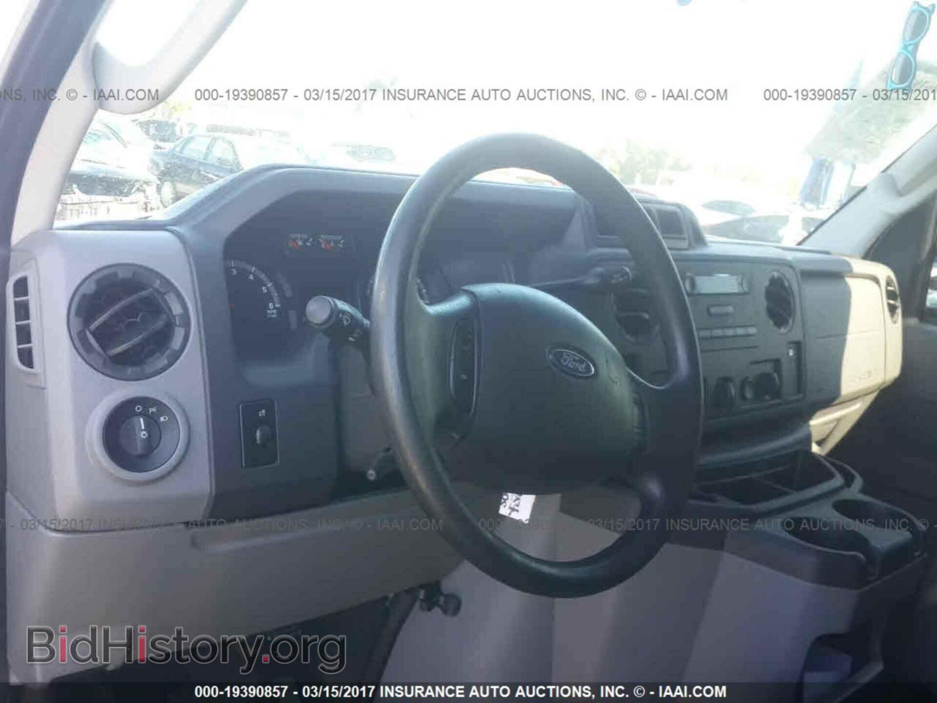 2013 Ford Econoline - VIN: 1FTNS2EW1DDA33676 - Photo 5