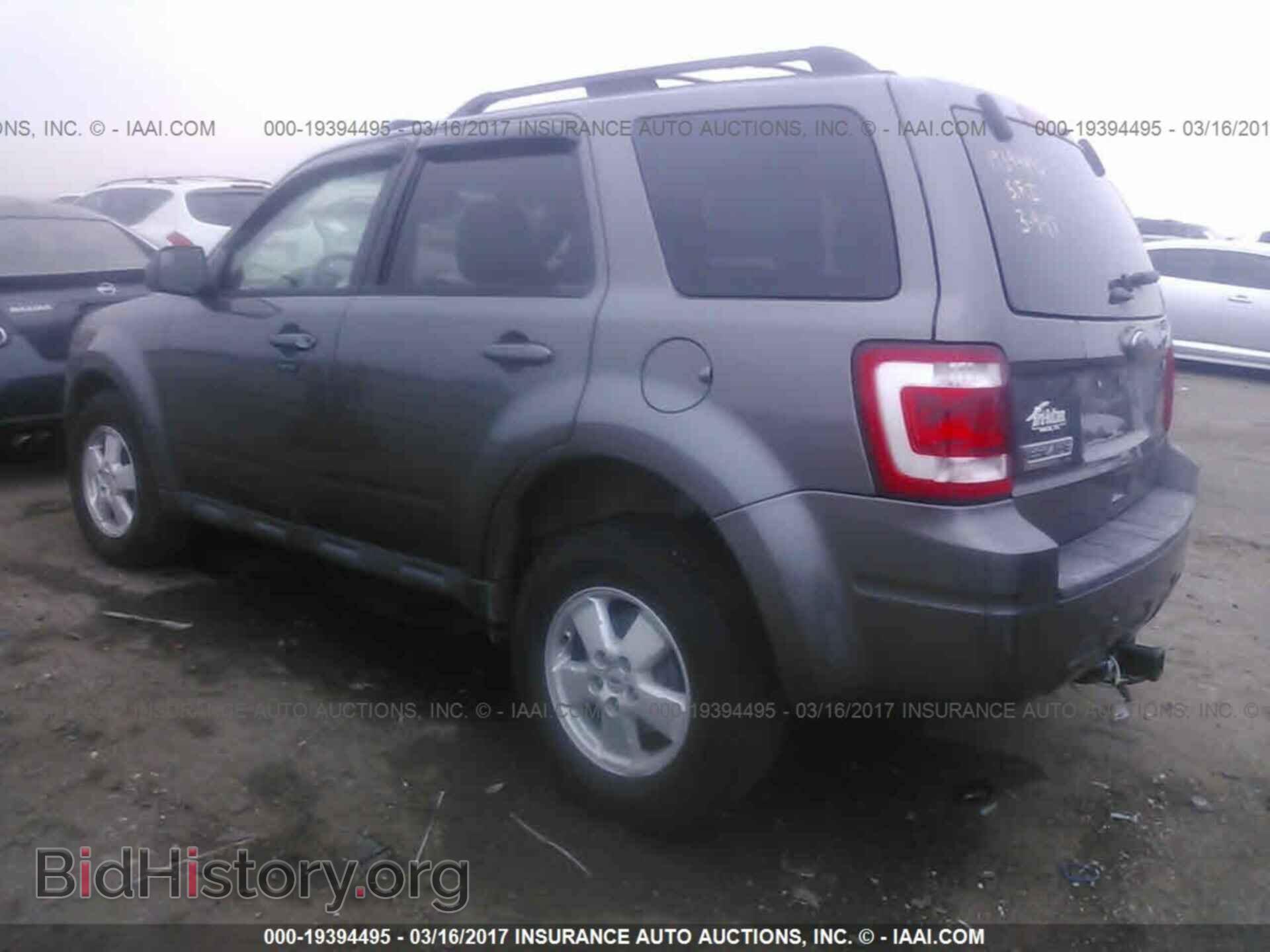 2011 Ford Escape - VIN: 1FMCU0D74BKB73936 - Photo 3