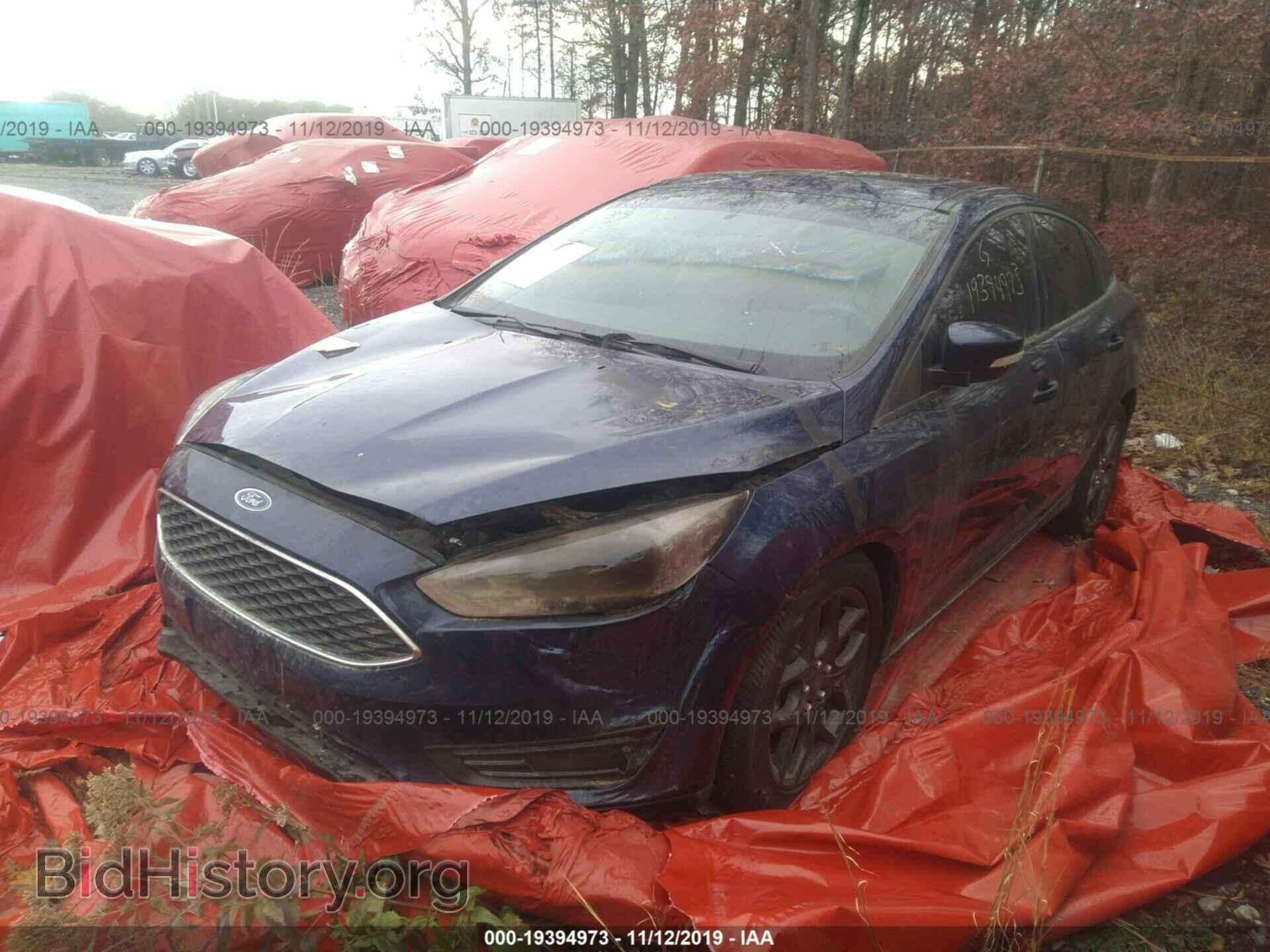 2016 Ford Focus - VIN: 1FADP3F27GL261650 - Фото 2