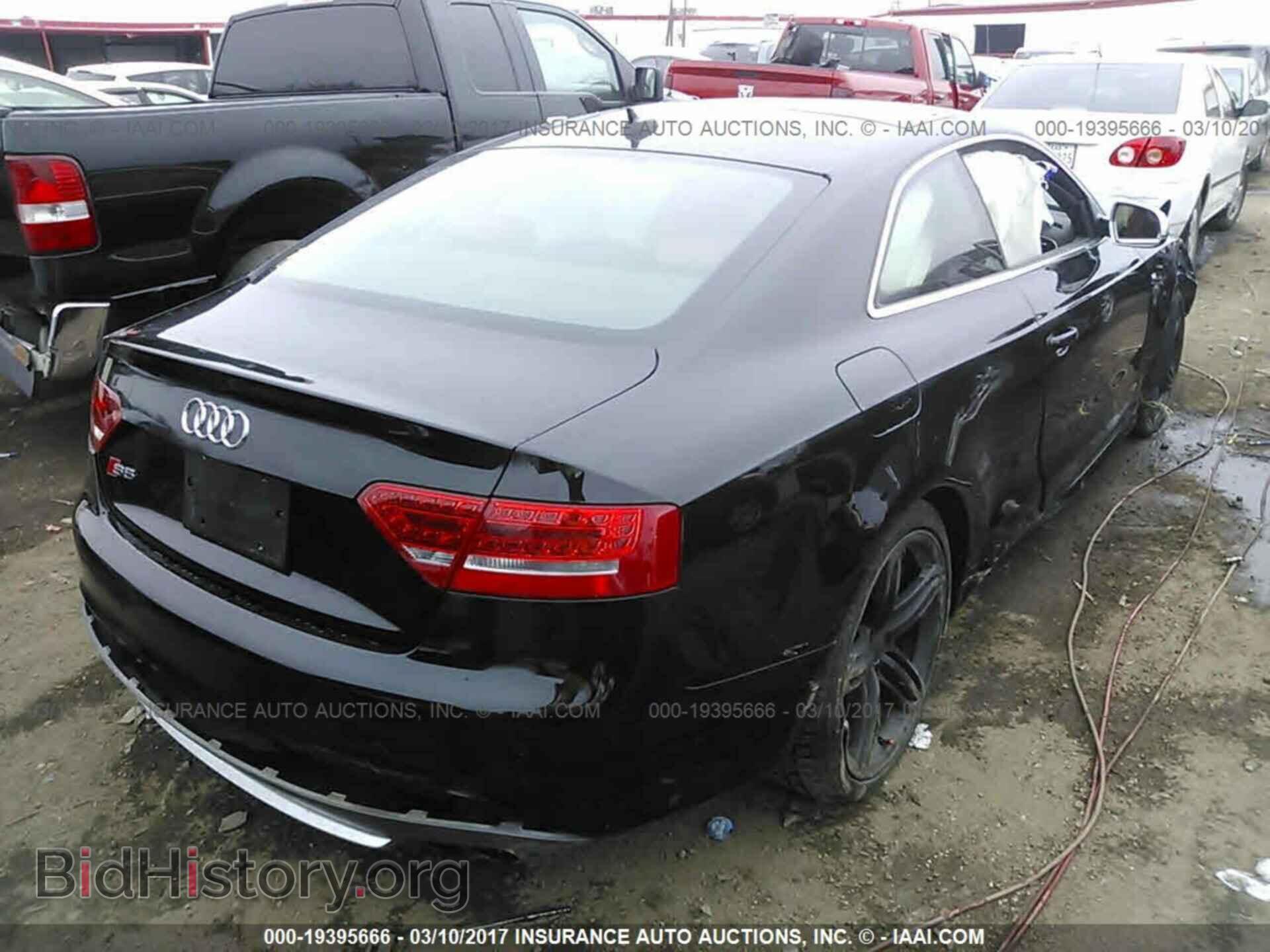 2012 Audi S5 - VIN: WAUCVAFR1CA001177 - Photo 4